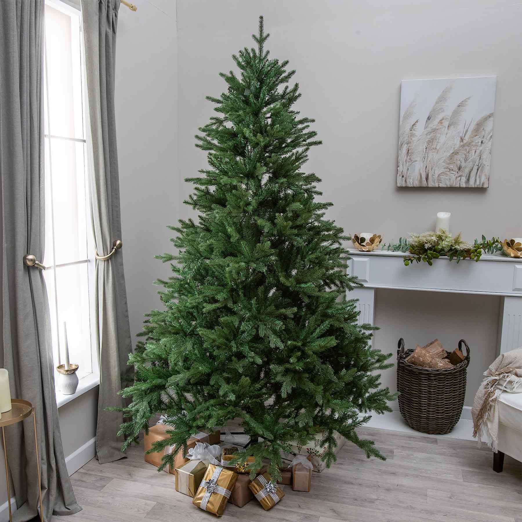 Hardwick Artificial Green PE/PVC Christmas Tree 6FT, 7FT (6FT)