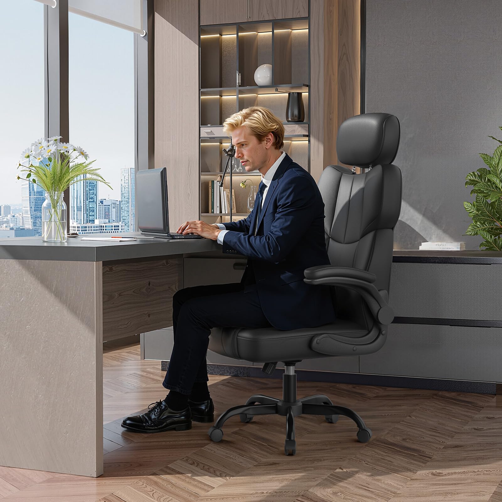 naspaluro Ergonomischer Bürostuhl aus PU-Leder, Chefsessel mit Kopfstütze, Hochklappbaren Armlehnen, Wippfunktion, Höhenverstellbar, Belastbar bis 180 kg, Office Chair für Büro Computer Chefsessel