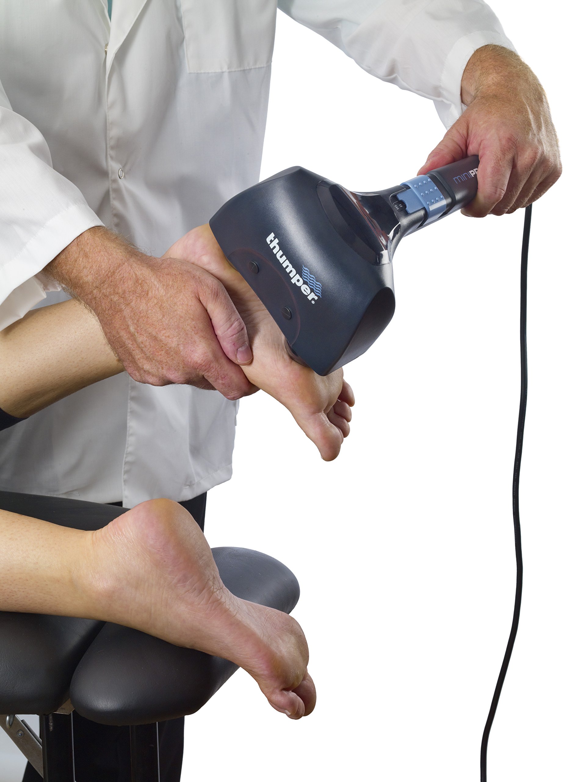 Thumper Mini Pro Perkussives Massagegerät - Tiefengewebsmassage für Rücken, Schultern, Beine, Arme, 3 Geschwindigkeiten
