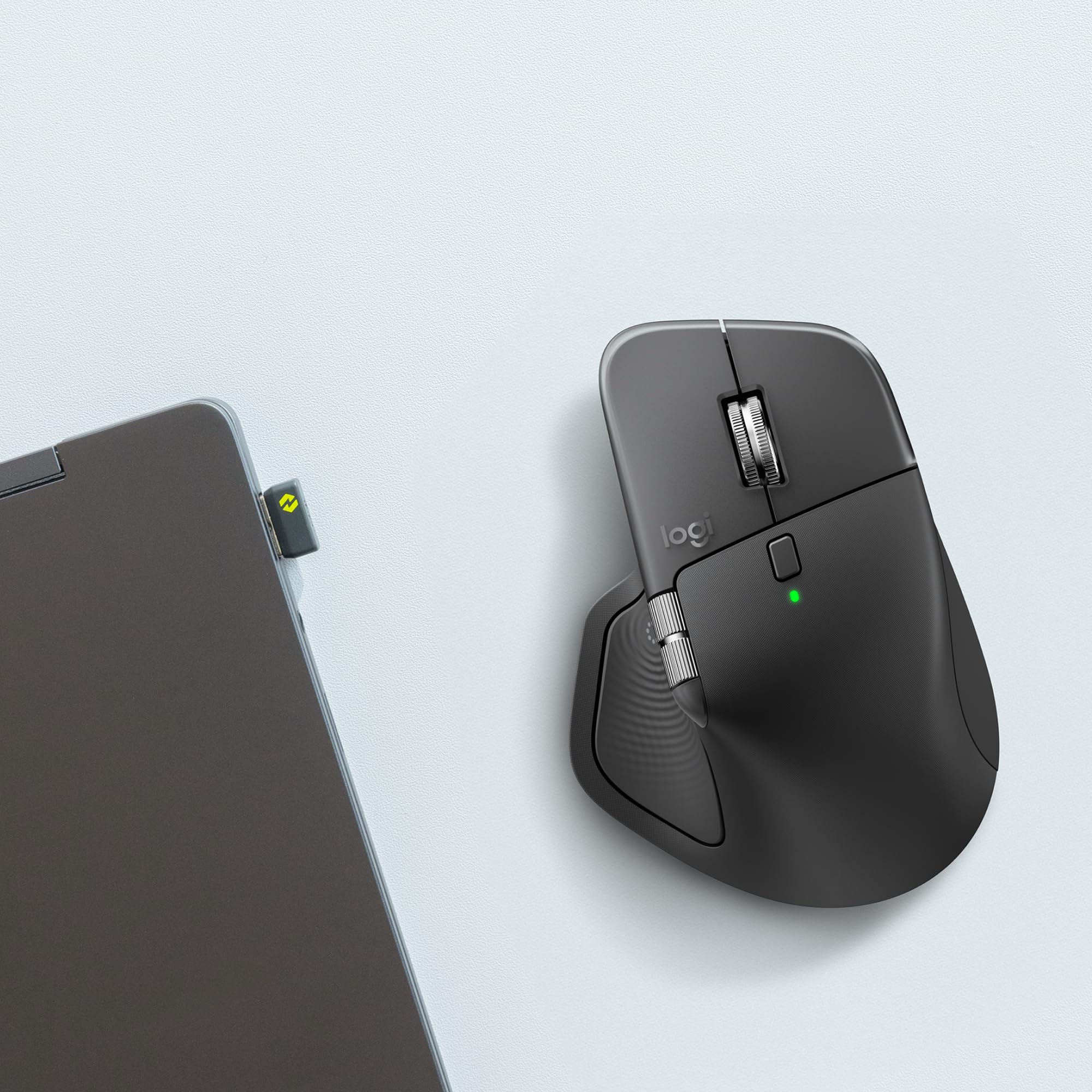 Logitech MX Master 4 for Business, mouse wireless con clic discreti, 8000 DPI, scorrimento MagSpeed, ricevitore Logi Bolt, Bluetooth, Actions Ring, tecnologia aptica, ricarica USB-C – Graphite