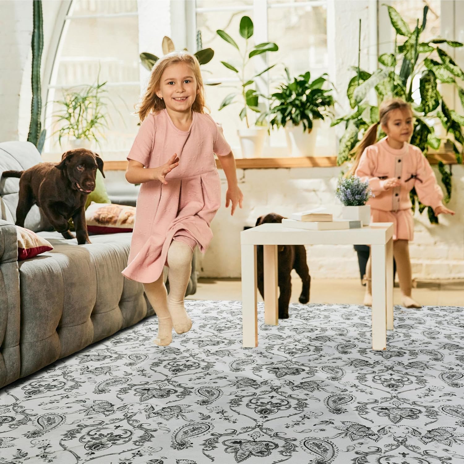 MABOZOO Boho Area Rug, Bohemian Non-Slip Living Room Carpet, Soft ‎Stain Resistant Home Decor Carpet for Bedroom, Kitchen, Dining Room (Black, 5'x7')