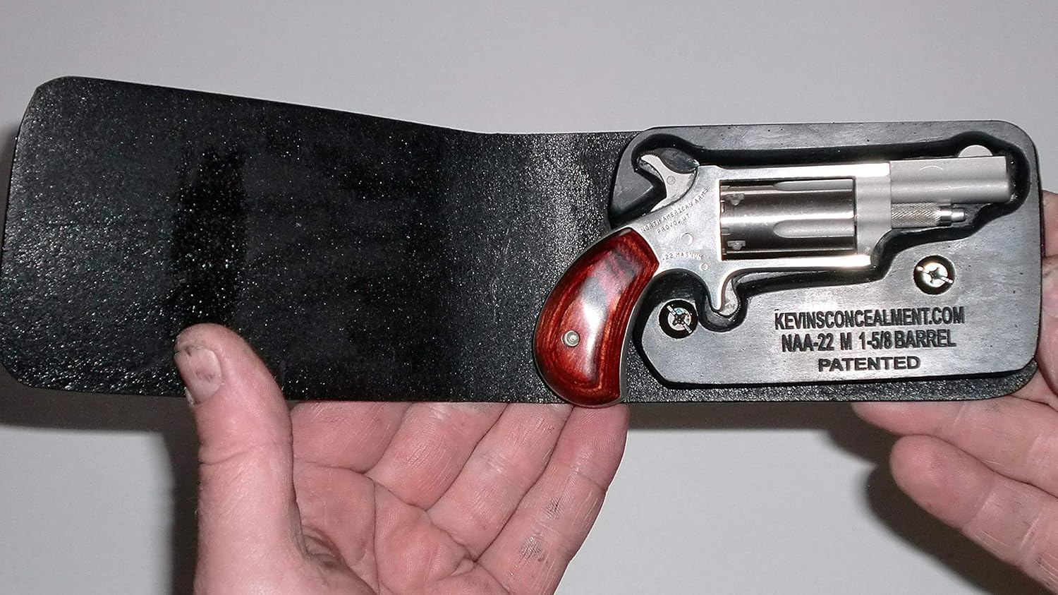 Wallet Holster for Full Concealment NAA 22mag 15/8