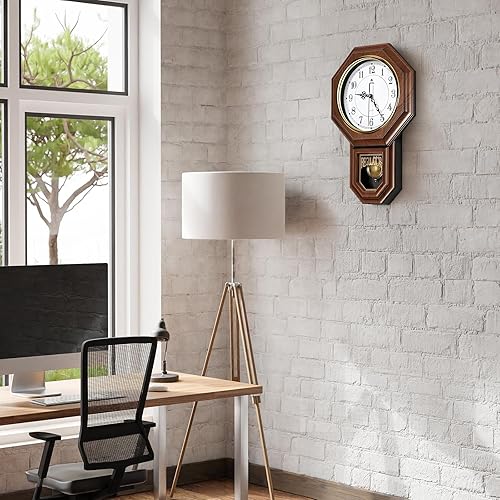 Miniatura 7 de Reloj de pared de péndulo que funciona con pilas, reloj regulador de plástico de imitación de madera con péndulo, relojes de pared decorativos