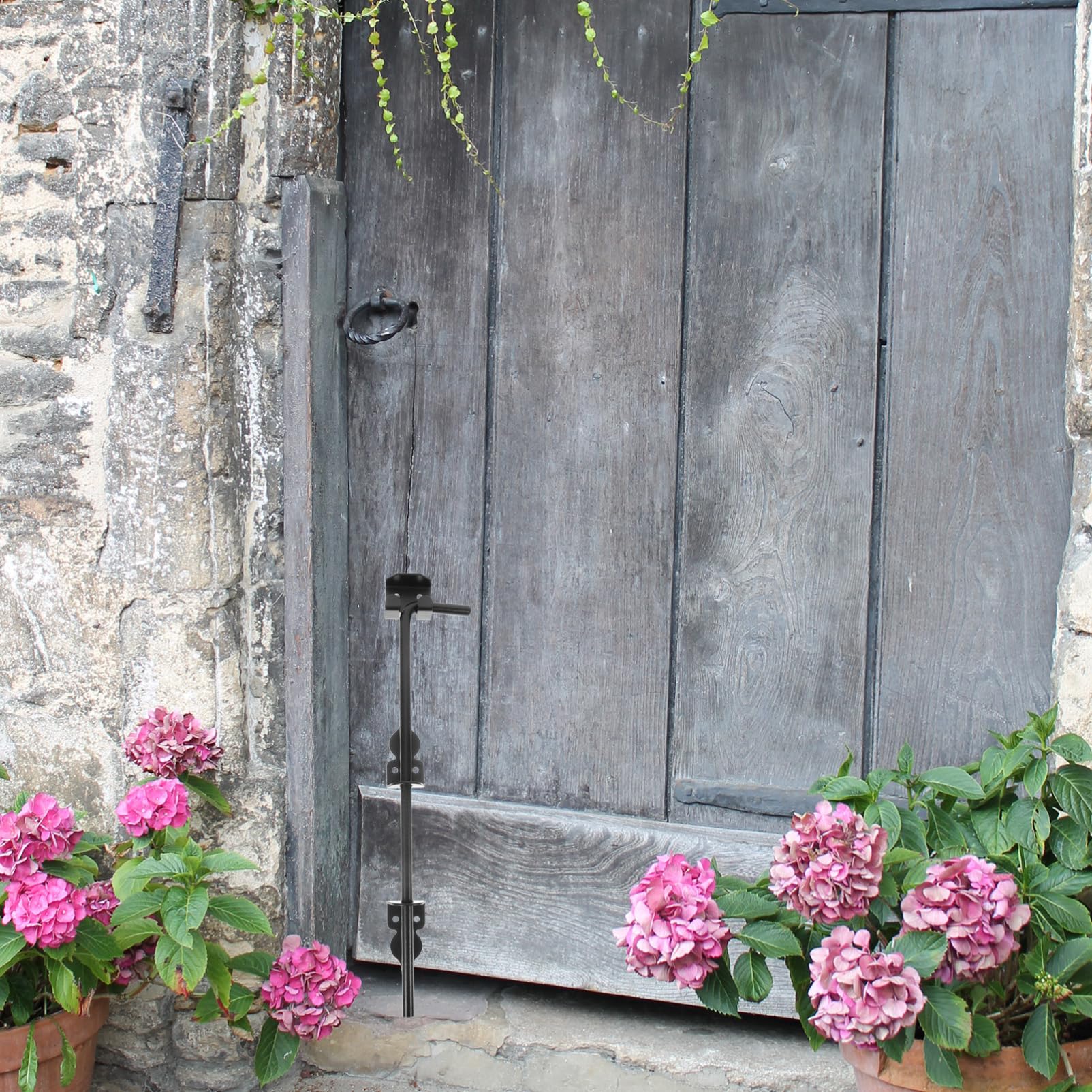 Operitacx Loquet de Porte de Hangar en Fer Noir, Épais et Renforcé, Serrure Robuste pour Portails Bois et Grandes Portes, Installation Extérieure Solide et Sécurisée
