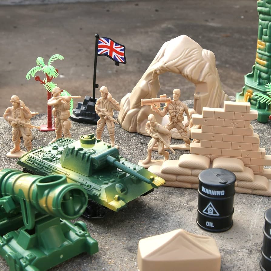 グリーンアーミーメン　ミリタリーフィギュアセット 132体　戦車　機関銃　セット グリーンアーミーメン ミリタリーフィギュアセット 132体 戦車
