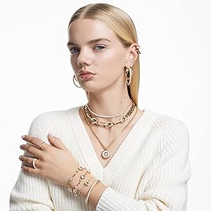 Amazon.co.jp: 【スワロフスキー】Millenia バングル