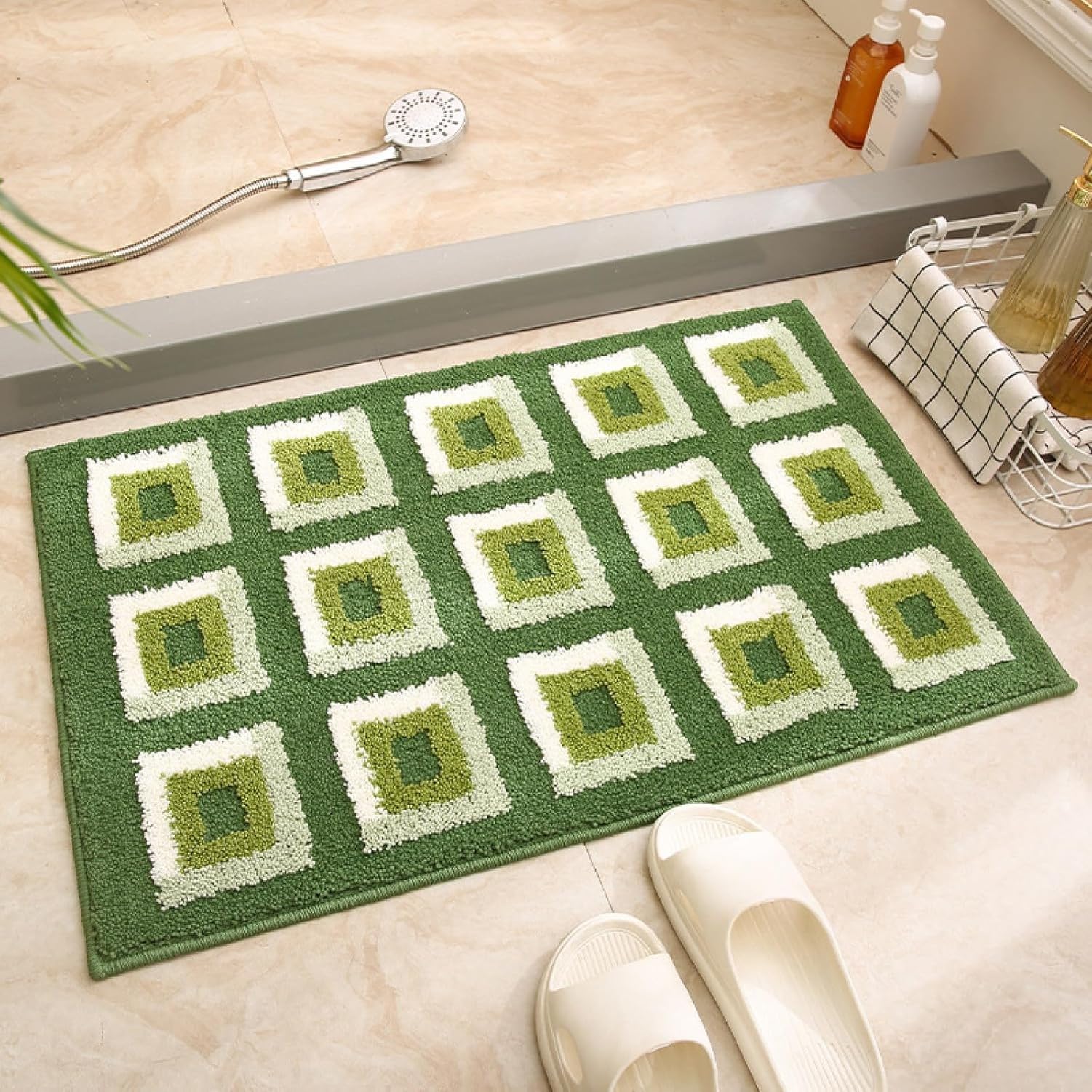 AIEIJJH Quadrilateral Soft Flannel Bathroom Mat 40x60CM Green Non Slip Washable Super Absorbent Mat with Non-Slip Bottom for Bath, 40×60cm, 40×60cm