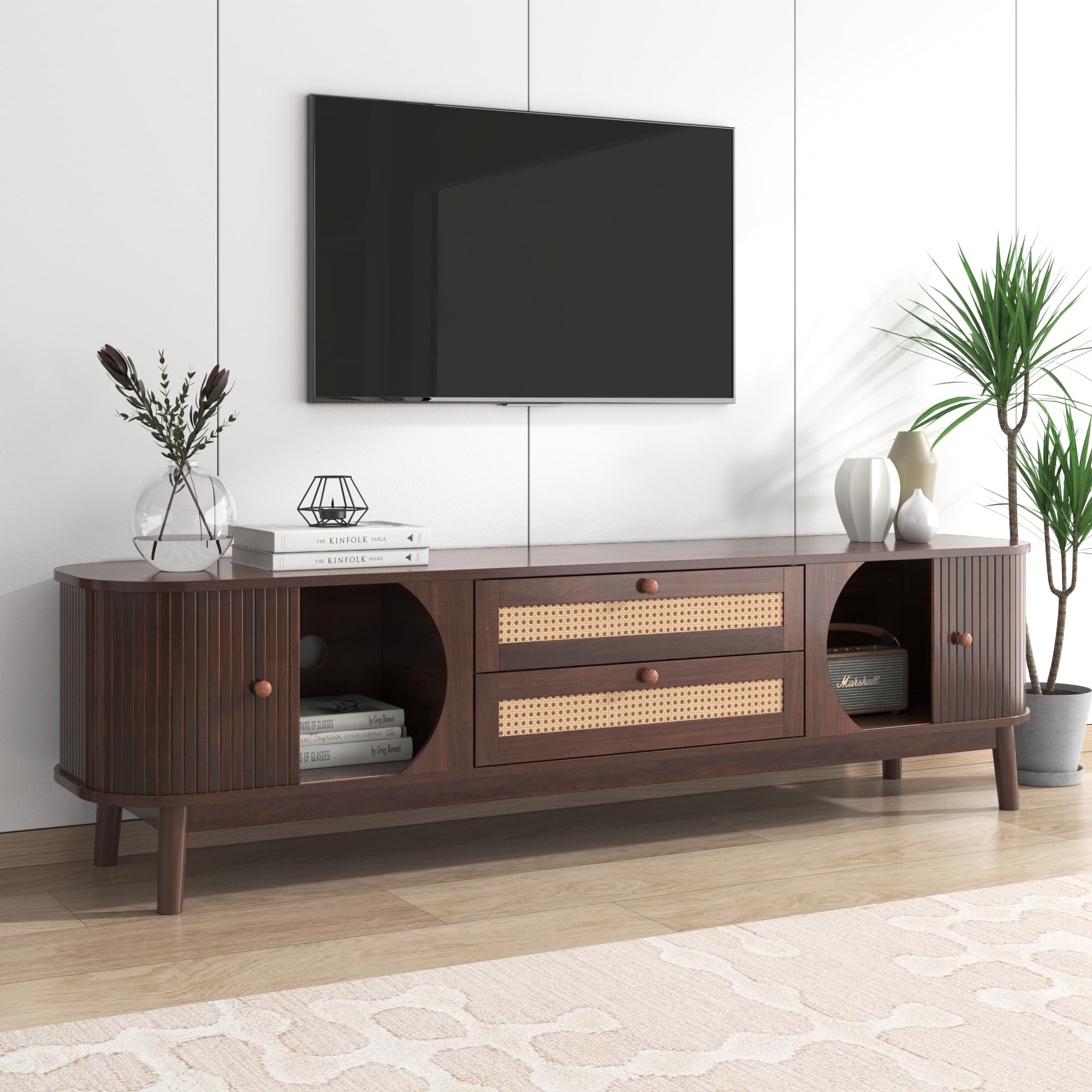 Azkoeesy Walnuss TV-Schrank 170 cm mit Lamellenschiebetüren und 2 Rattan Schubladen, Landhausstil TV-Board Fernsehschrank für Wohnzimmer, Braun