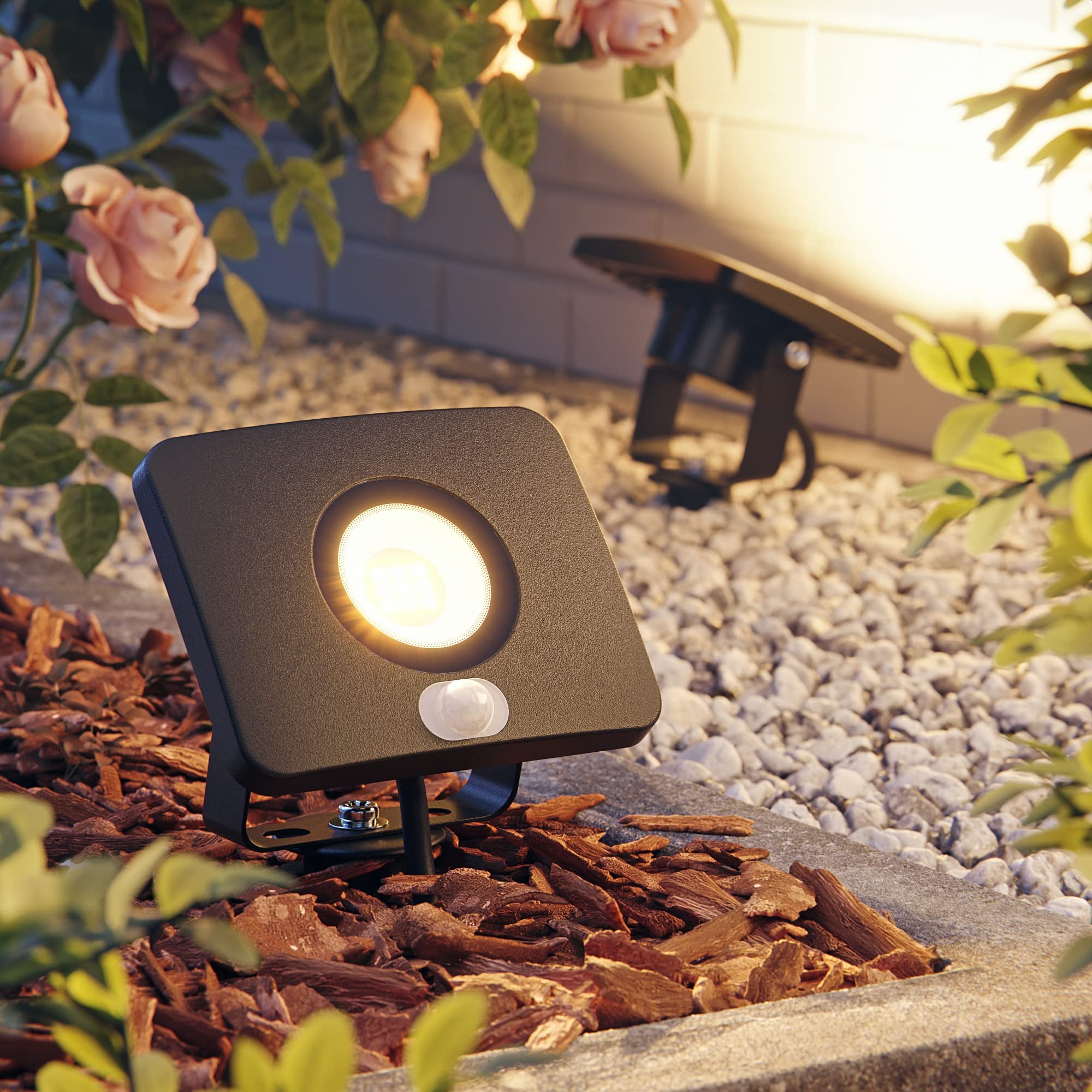 ledscom.de 3x LED Gartenstrahler WEGA für außen, IP44, Bewegungsmelder, Stecker, schwarz, 11,4 W, 944lm, warmweiß