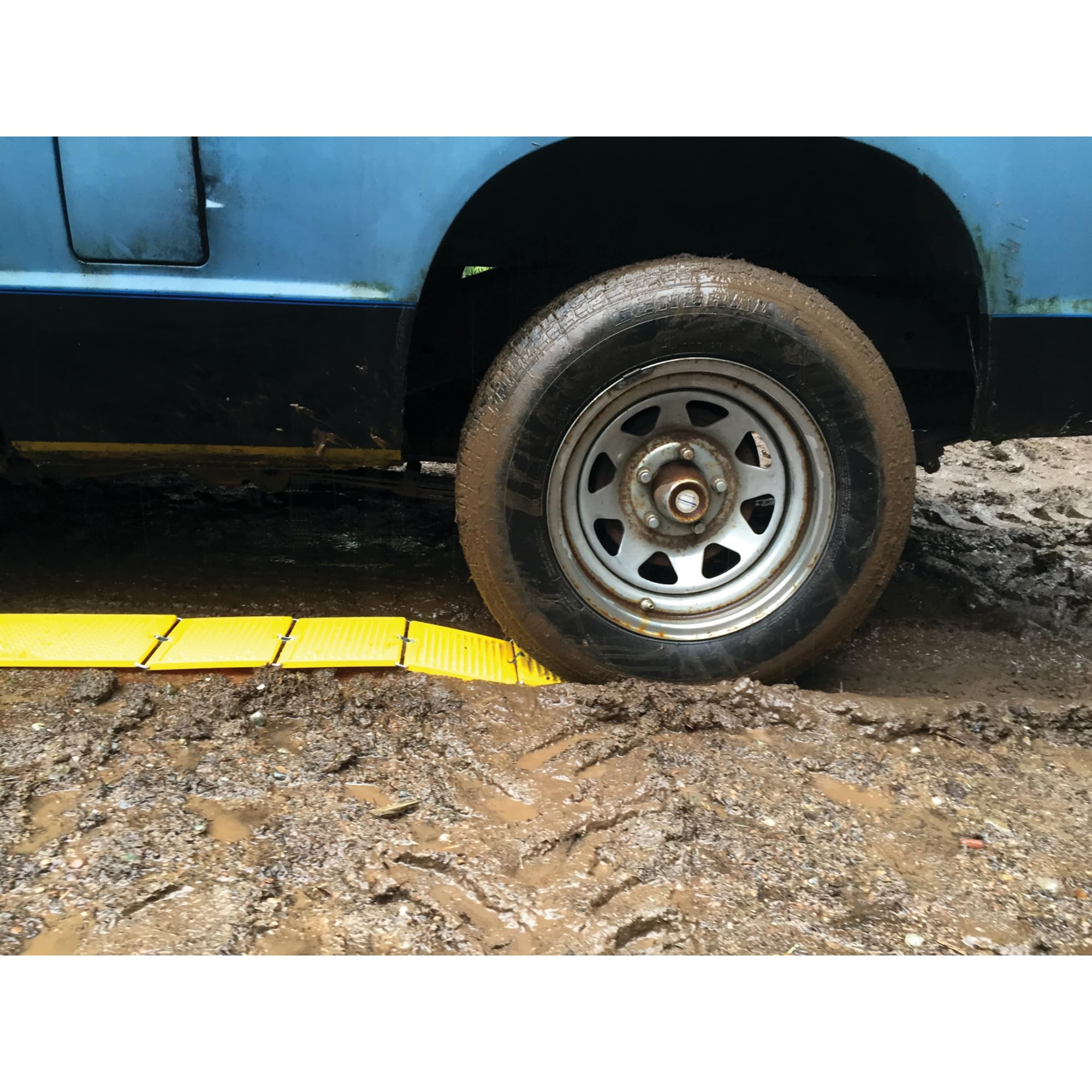 PERFORMANCE TOOL W41003 - Paquete de 2 Alfombrillas portátiles de recuperación de vehículos y tracción de Emergencia, Color Amarillo
