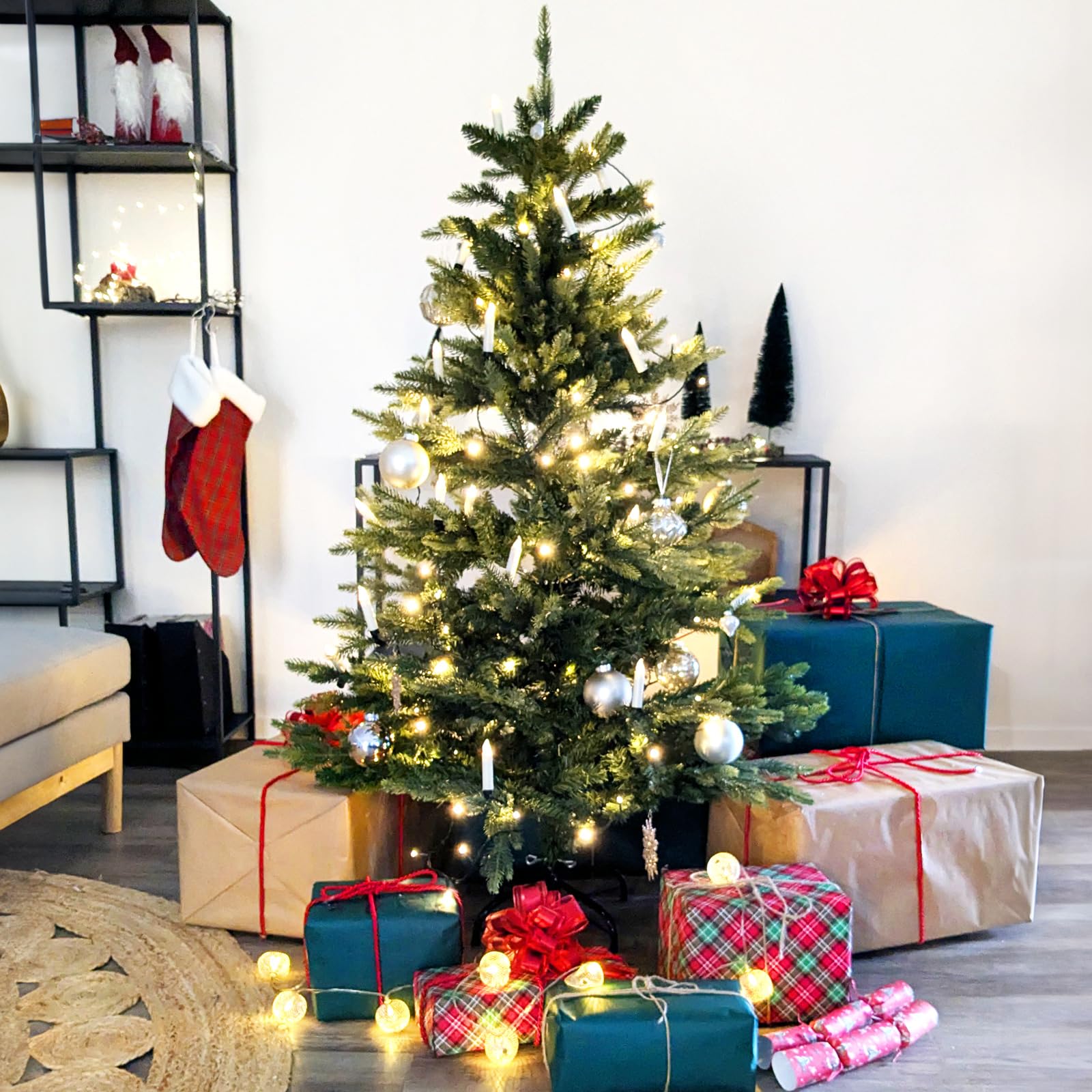 SVITA Sapin de Noël artificiel faux arbre de qualité supérieure - 210 cm - Avec support en métal - Système de pliage