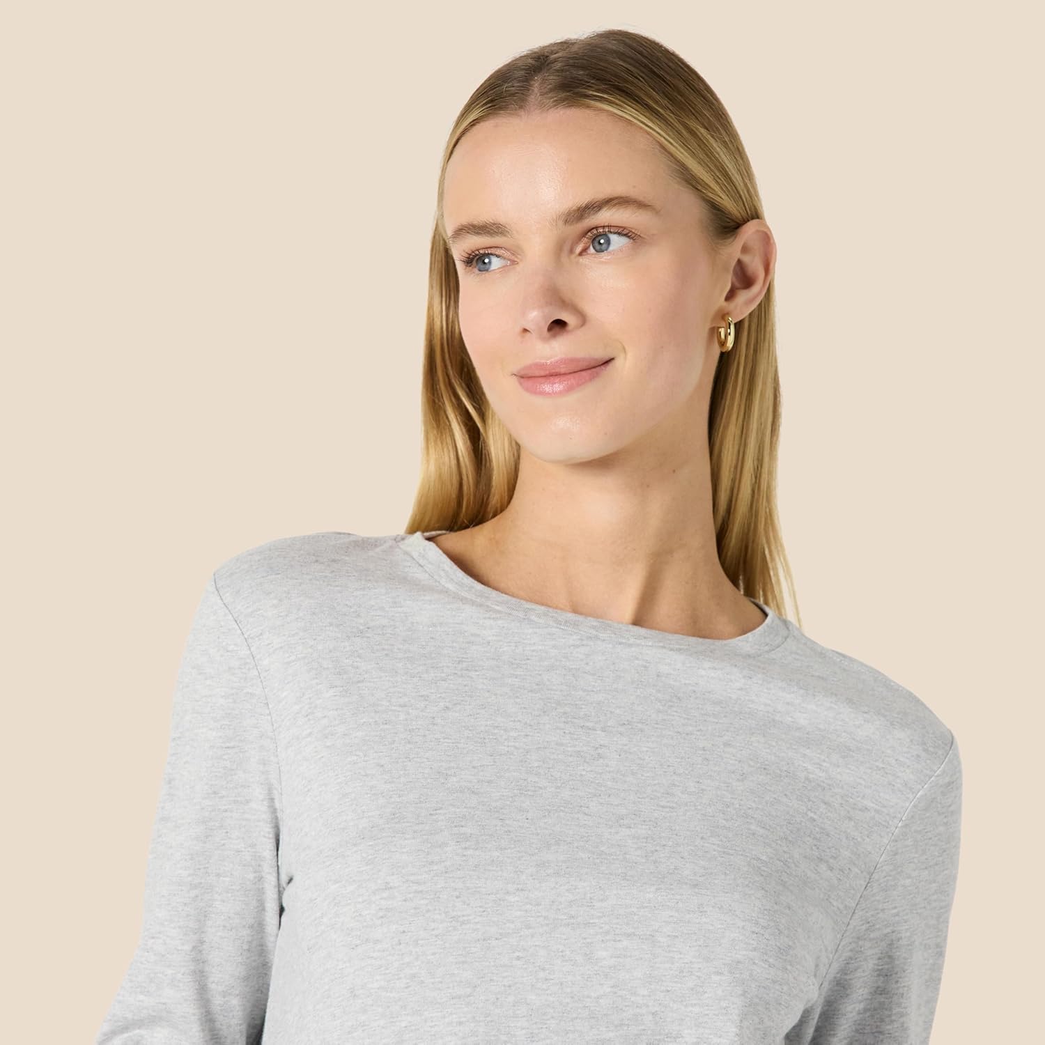 Amazon Essentials Women's 100% Cotton Regular-Fit Long-Sleeve Crewneck T-Shirt - Image 3