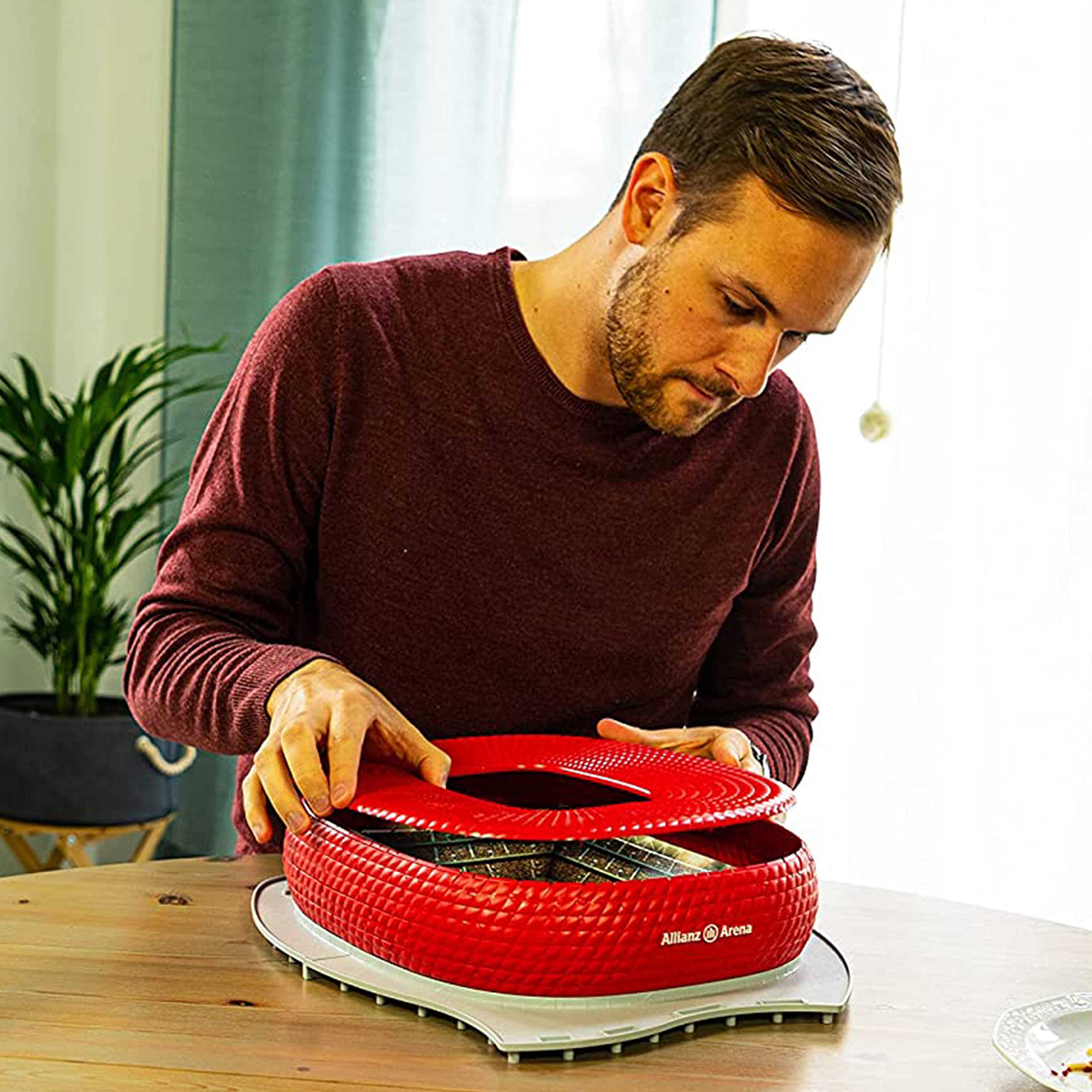Ravensburger 3D Puzzle Allianz Arena 12526 - Bayern München Fanartikel - Stadion als 3D Puzzle - 216 Teile - ab 8 Jahren