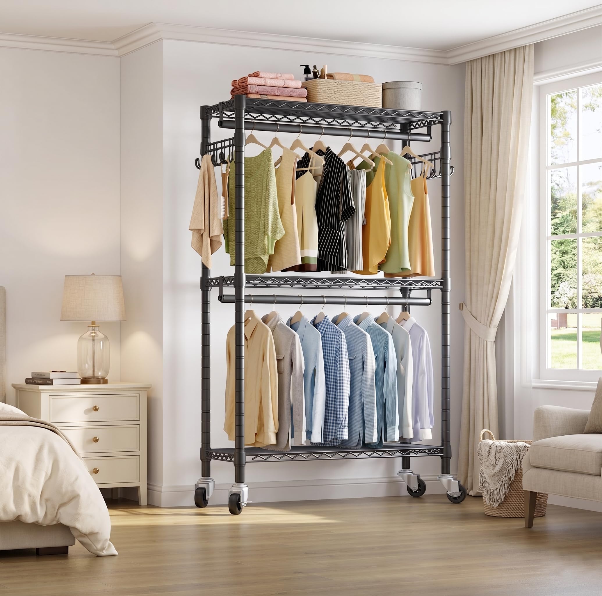 VIPEK R2 Plus Metall-Kleiderständer auf Rollen, Doppelstange & verstellbare Böden, 114 x 45 x 204 cm, freistehend, max. Belastung 295 kg, Schwarz
