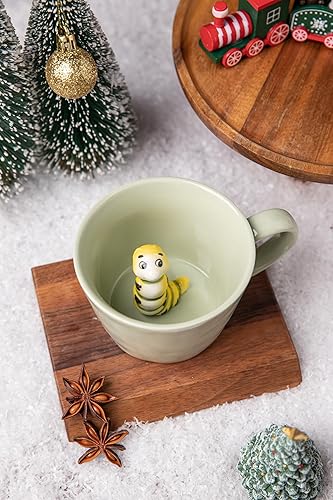 Miniatura 3 de DIHOclub Taza de café de cerámica de oruga oculta en el interior de animales en 3D, serie de jardín, hecha a mano con figuras de oruga (verde claro)