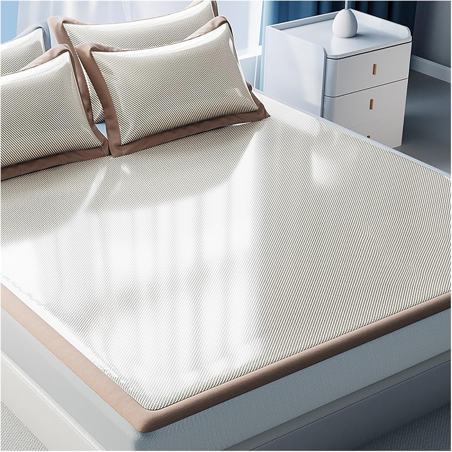 Fitted Summer Ice Silk Sleeping Mat with 2 Pillowcases, 360° Full Coverage Non-Slip Fixation, Soft and Breathable No-wash Care for Bedroom Bedding