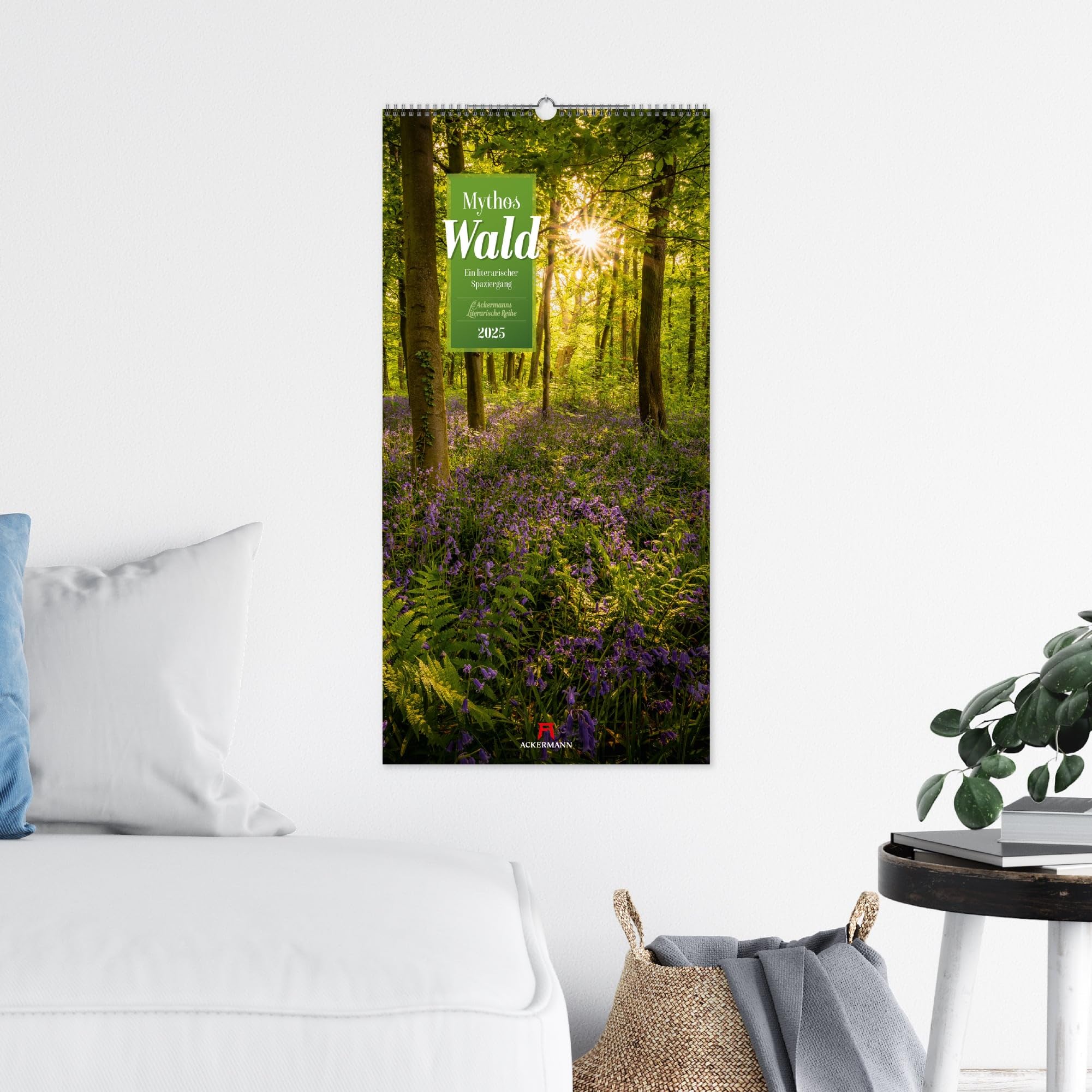 Mythos Wald Kalender 2025, Wandkalender im Hochformat (33x66 cm) - Naturkalender / Literaturkalender mit Zitaten