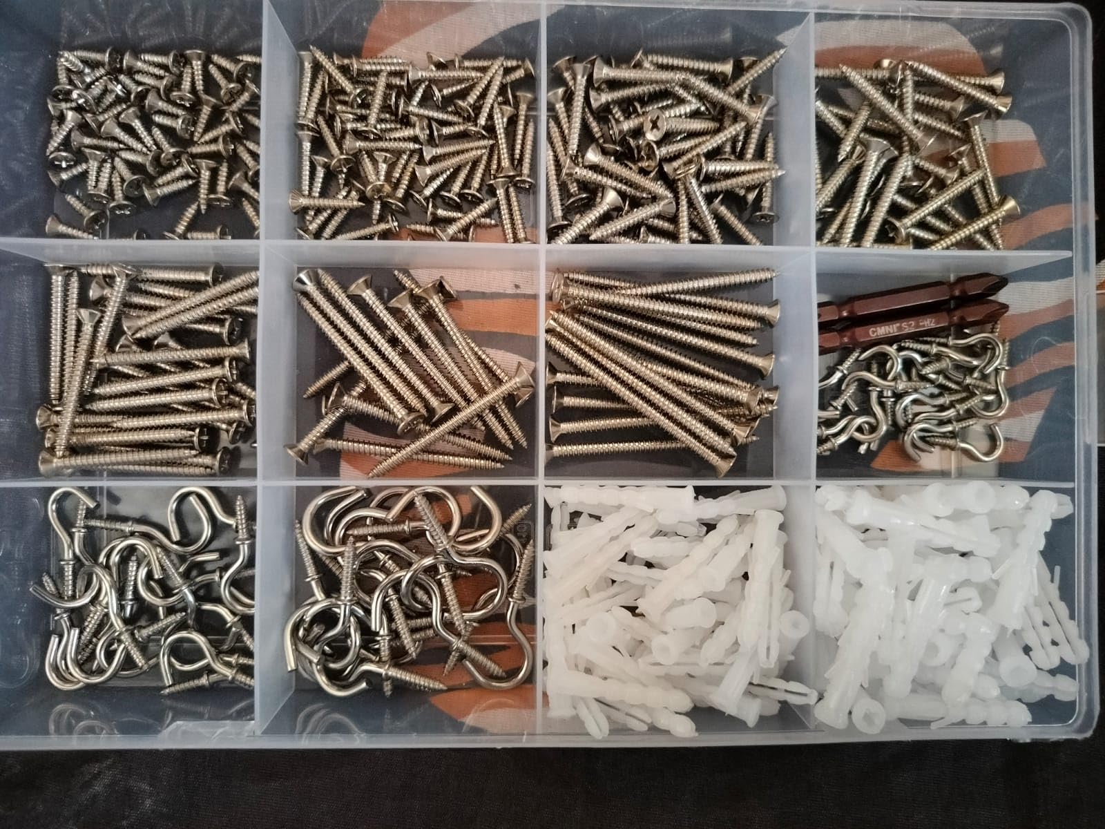 KT Hardware Solutions Do It Yourself 383 Pieces Home Improvement Phillips Head Steel Screws Set with Stainless Steel Cup Hooks and Plastic Wall Plugs