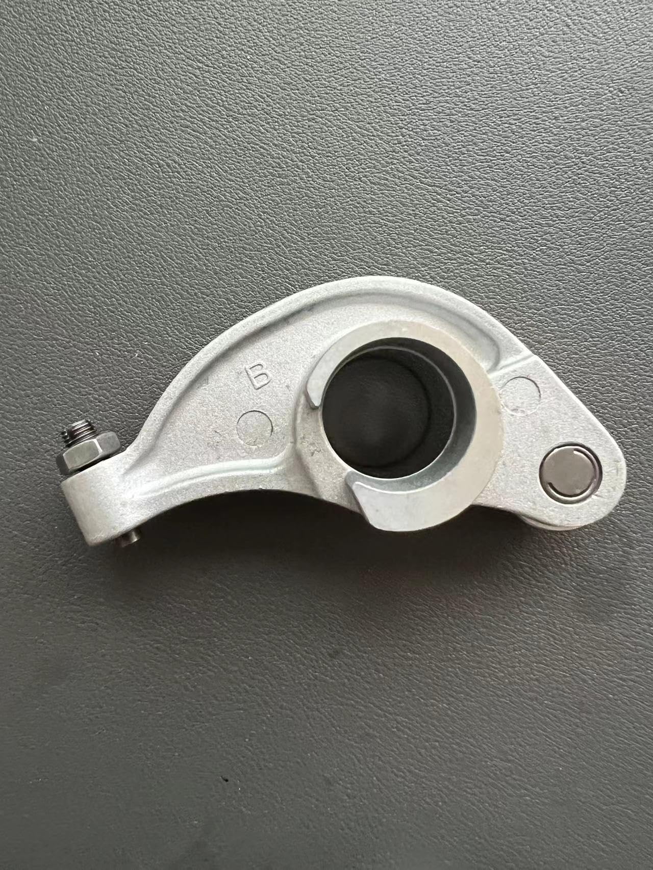 pezzo distribuzione motore Adatto per motori Mitsubishi 4G13, 4G15, 4G18, Brilliance BS4 4G63, 4G64 e 4G69 Valvola motore Bilanciere Aspirazione Scarico punteria scarico