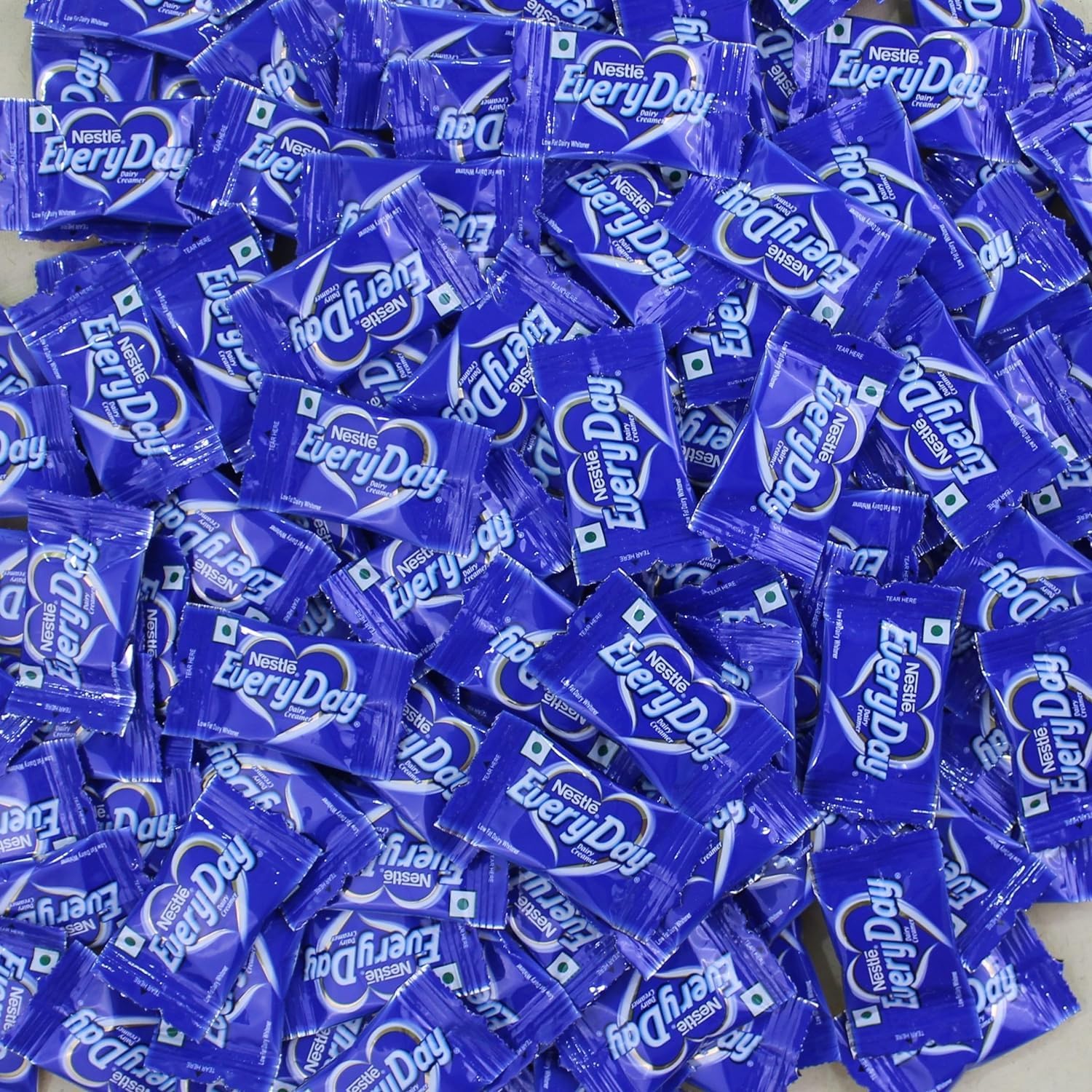 Everyday Nestle Dairy Milk Sachets (50x3 G), Dairy Creamer/Whitener, Milk Powder Sachets