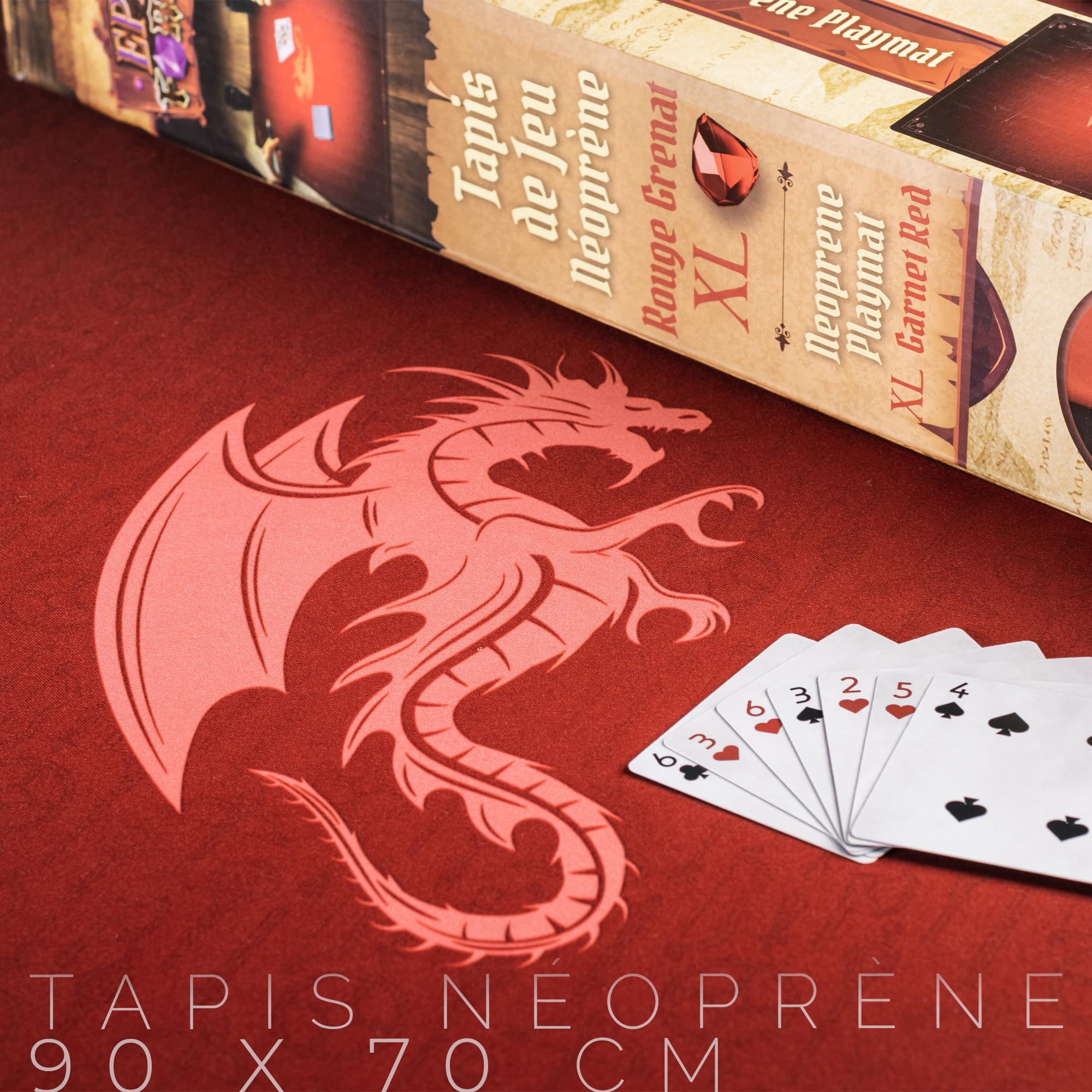 Epic Forge -Tapis de Jeu Neoprene 90 x 70 cm Dragon Rouge Grenat