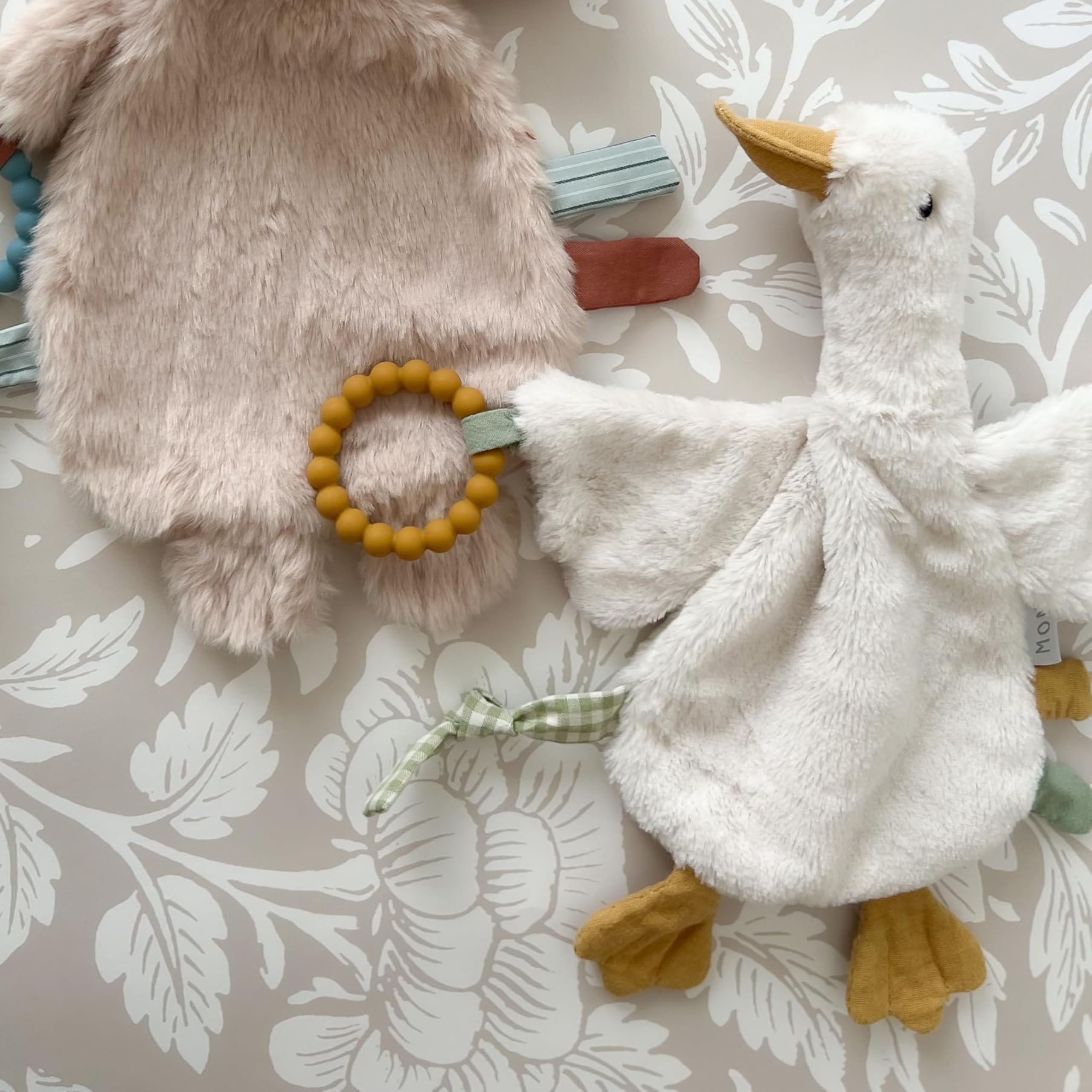 MON AMI PRU Goose Silicone Teether Security Blanket 12"/30.5cms, 12X10X3 inches - Image 2