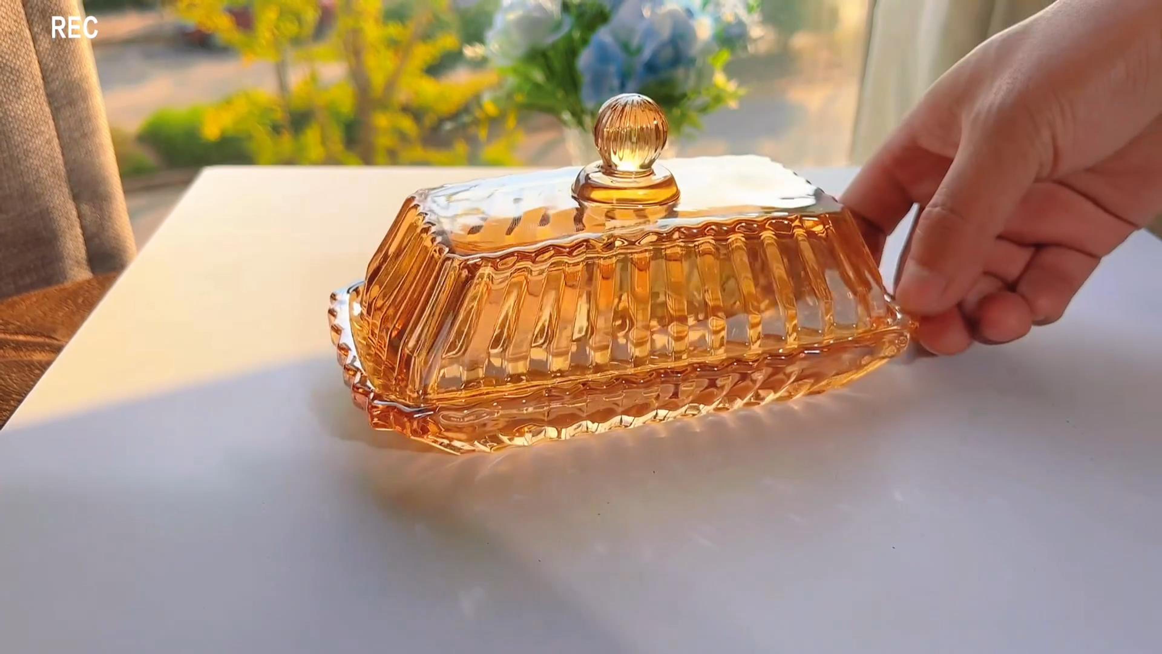Mantequillera De Vidrio Transparente Con Tapa - 6.5 X 3.8 X 2.6 Pulgadas, Ideal Para Encimera, Fácil De Limpiar Y Multifuncional