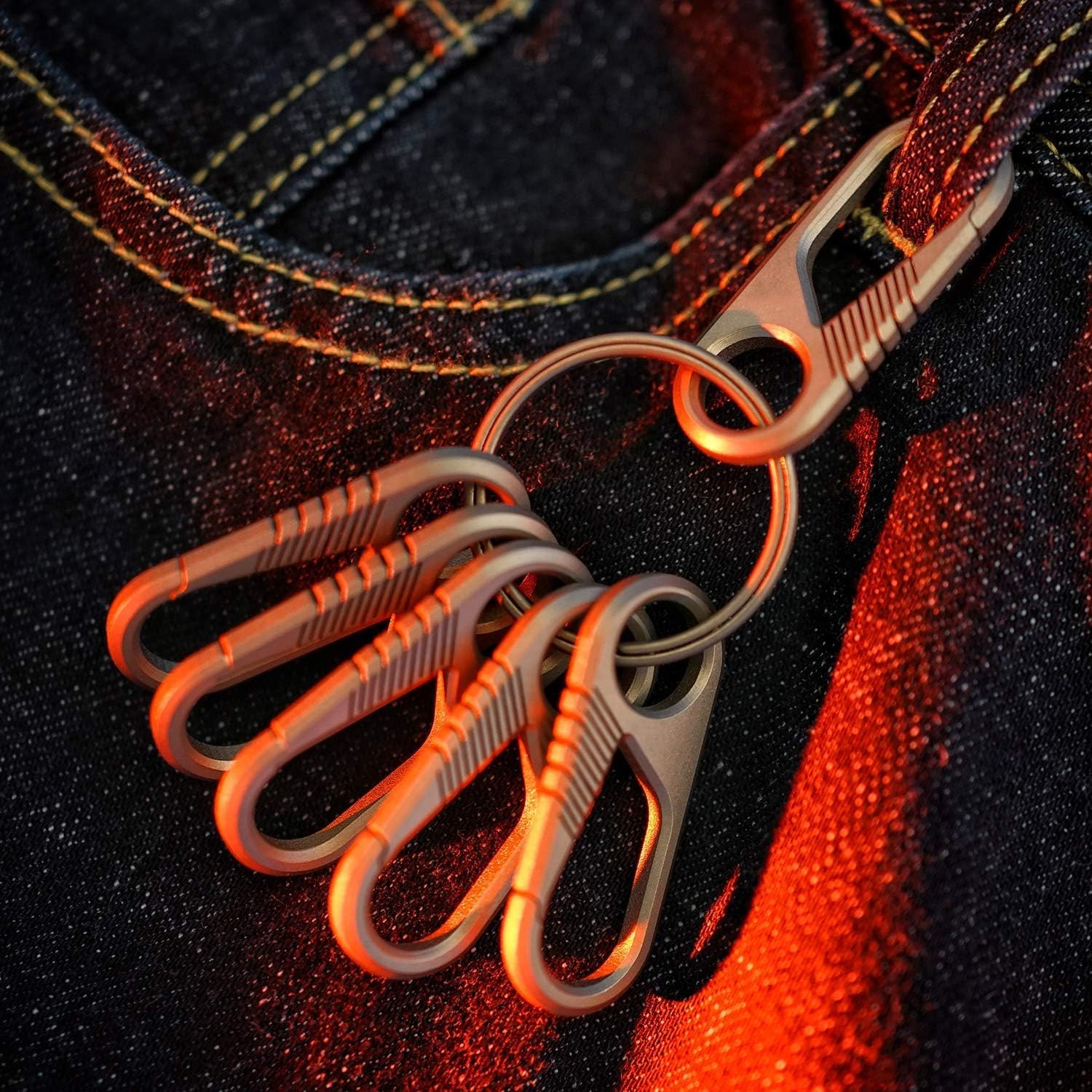 MecArmy CH6 Titanium Carabiner Keychain Clip, EDC Small Backpack Clip Heavy Duty Key Clips Quick Release Key Chain for Keys Outdoors - Image 7