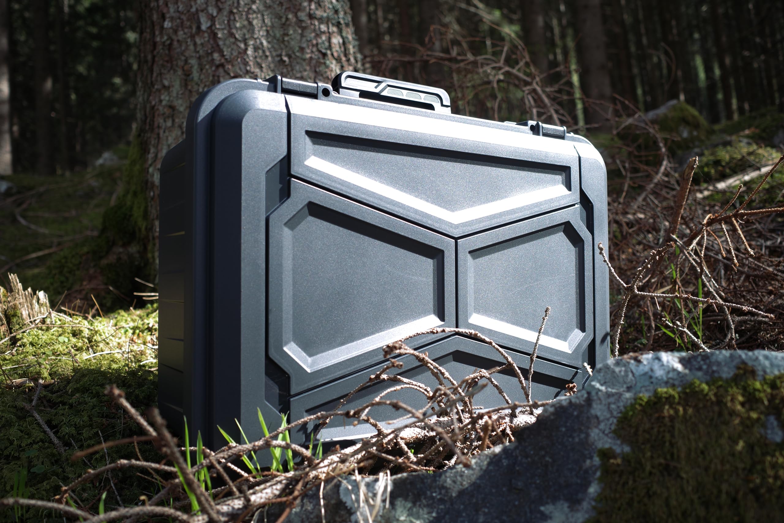 TOMcase ECO Pro, resistente custodia protettiva in plastica riciclata al 100%, con inserto in schiuma, impermeabile e antiurto, custodia leggera, valigie universale, Made in EU, nero