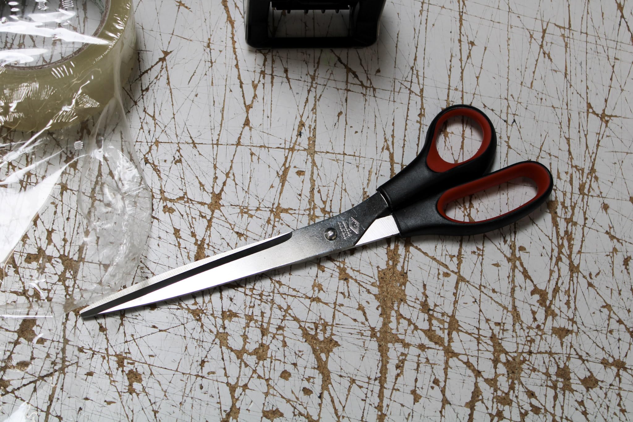 EFCO Universal Scissors 25,5 cm Black/red, 20 x 10 x 4 cm