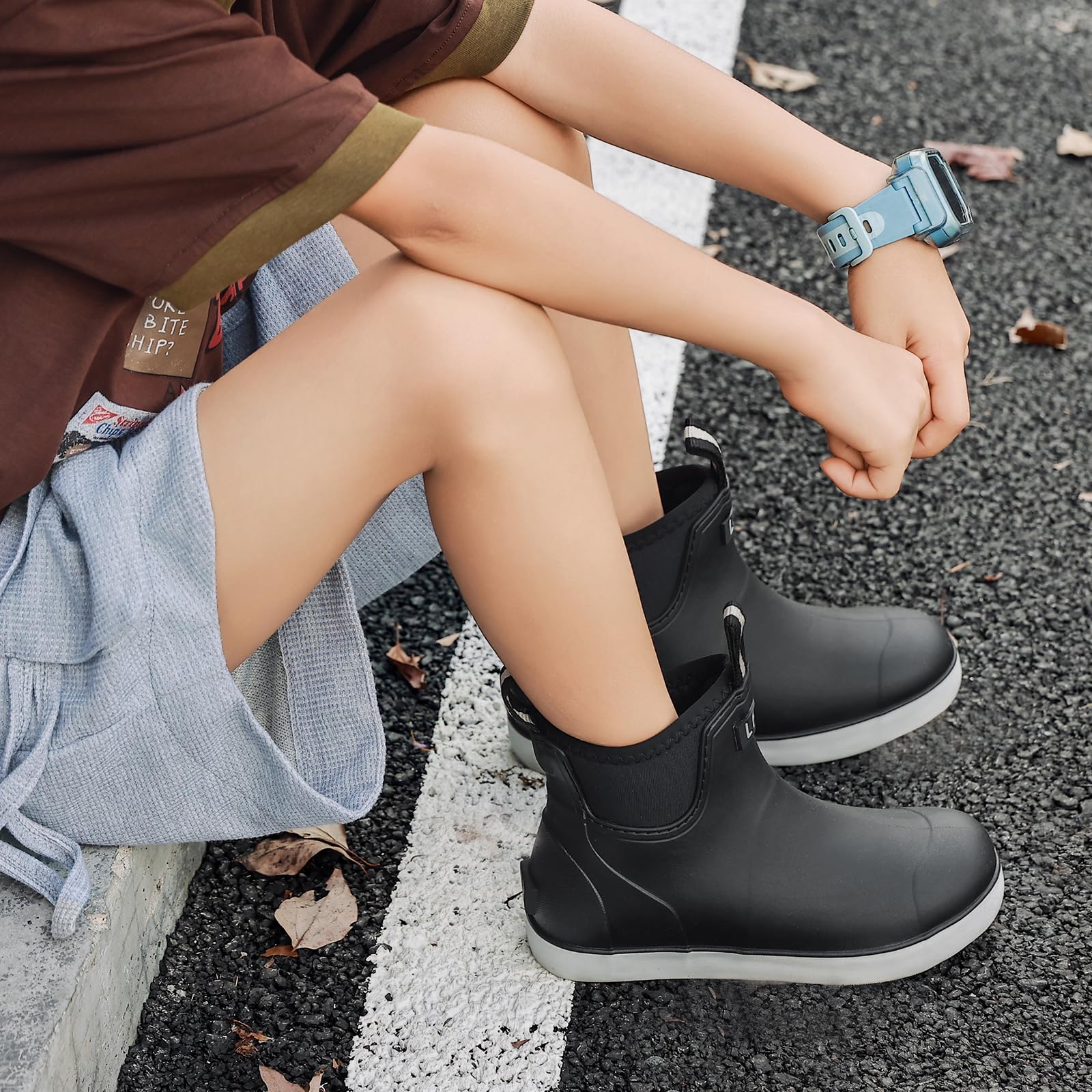 Unisex Gummistiefel Kinder gefüttert Jungen Mädchen,Halbhoch Regenstiefel Wasserdicht Antirutsch Stiefel,für Angeln, Bootfahren, Camping, Landwirtschaft, Gartenarbeit, Schultheater.