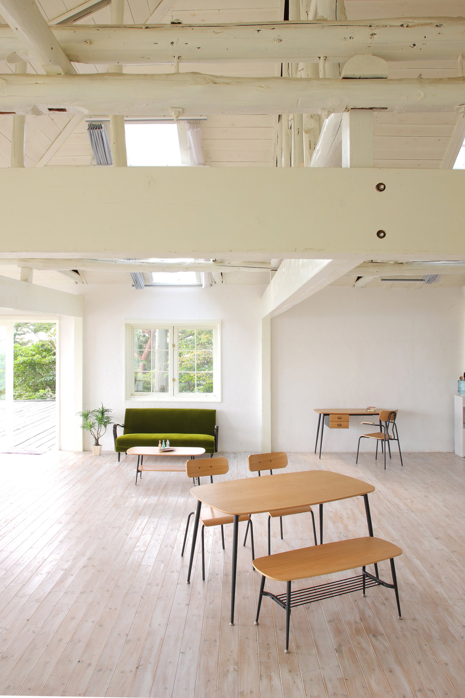 Amazon.co.jp: あずま工芸 クラッシエ アームチェア 幅54.5cm 【2脚