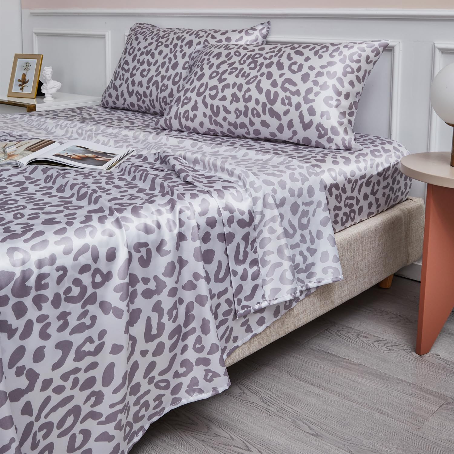 AiMay 4 Piece King Size Satin Bed Sheet Set Deep Pocket Silver Leopard Pattern Luxury Silky Super Soft 1 Flat Sheet 1 Fitted Sheet 2 Envelope Pillowcases Wrinkle Free (Silver Leopard, King)