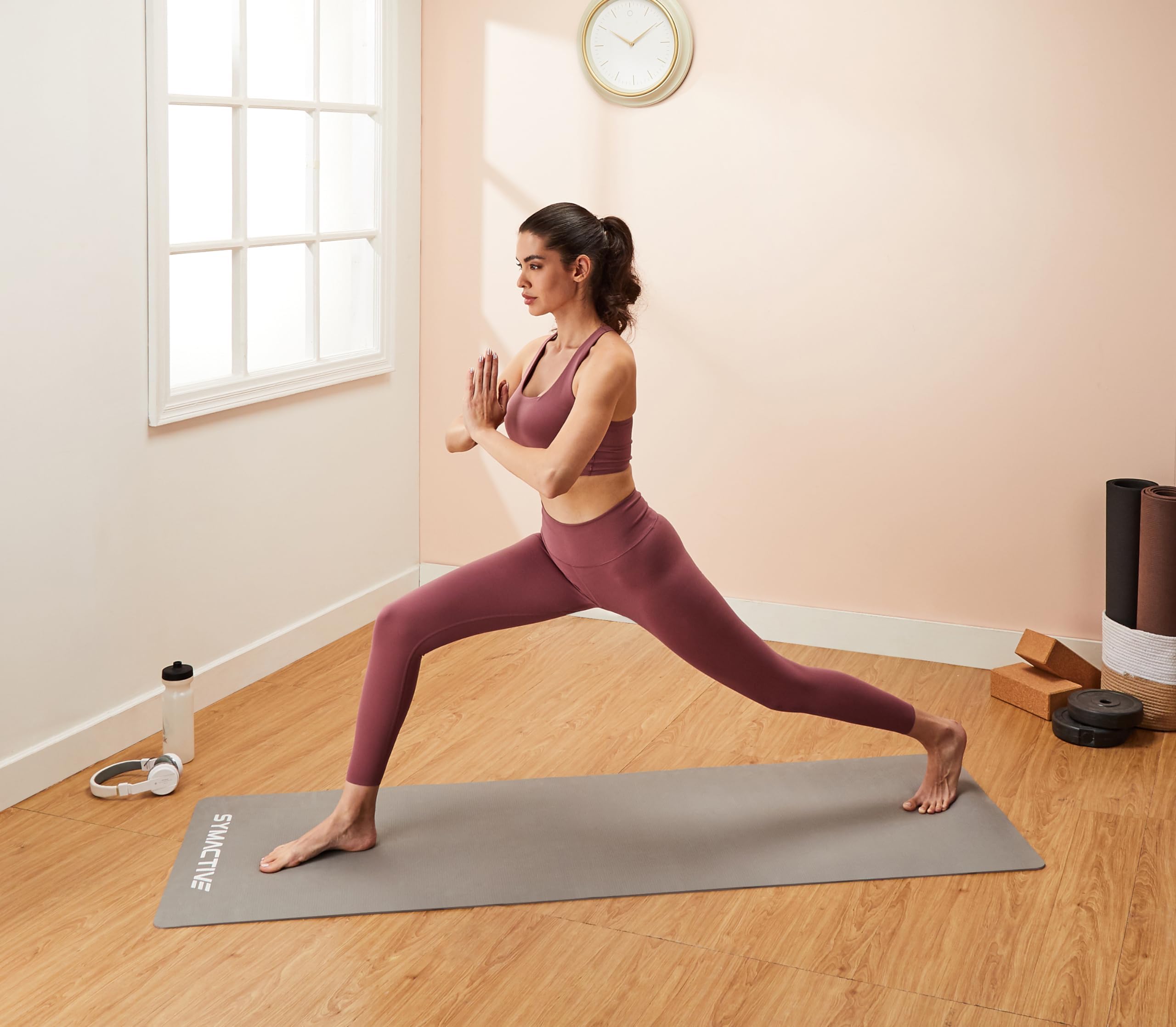 Amazon Brand - Symactive 4mm Anti-Skid Lightweight Sweat/Dirt Proof EVA Yoga Mat with Carrying Strap for Gym & Outdoor Workout for Men/Women (Grey)-image-17