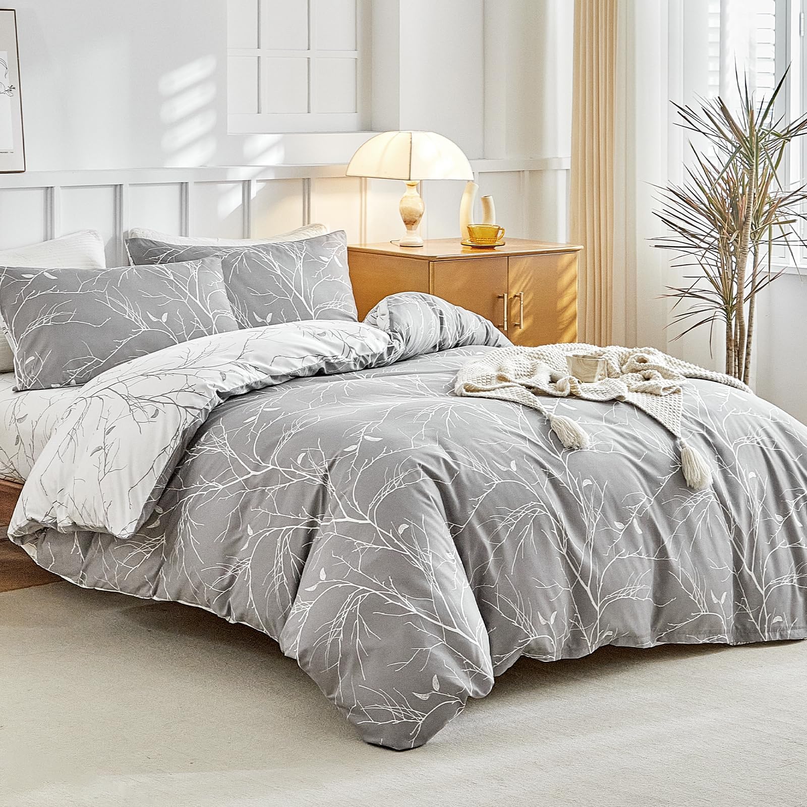 Tokokimo 4PCS Duvet Cover Sets King Size Bedding Sets, Botanical Branches Printed Grey Kingsize Duvet Cover Sets with Pillowcases and Extra Fitted Sheet, Soft Microfiber King Size Bedding Sets