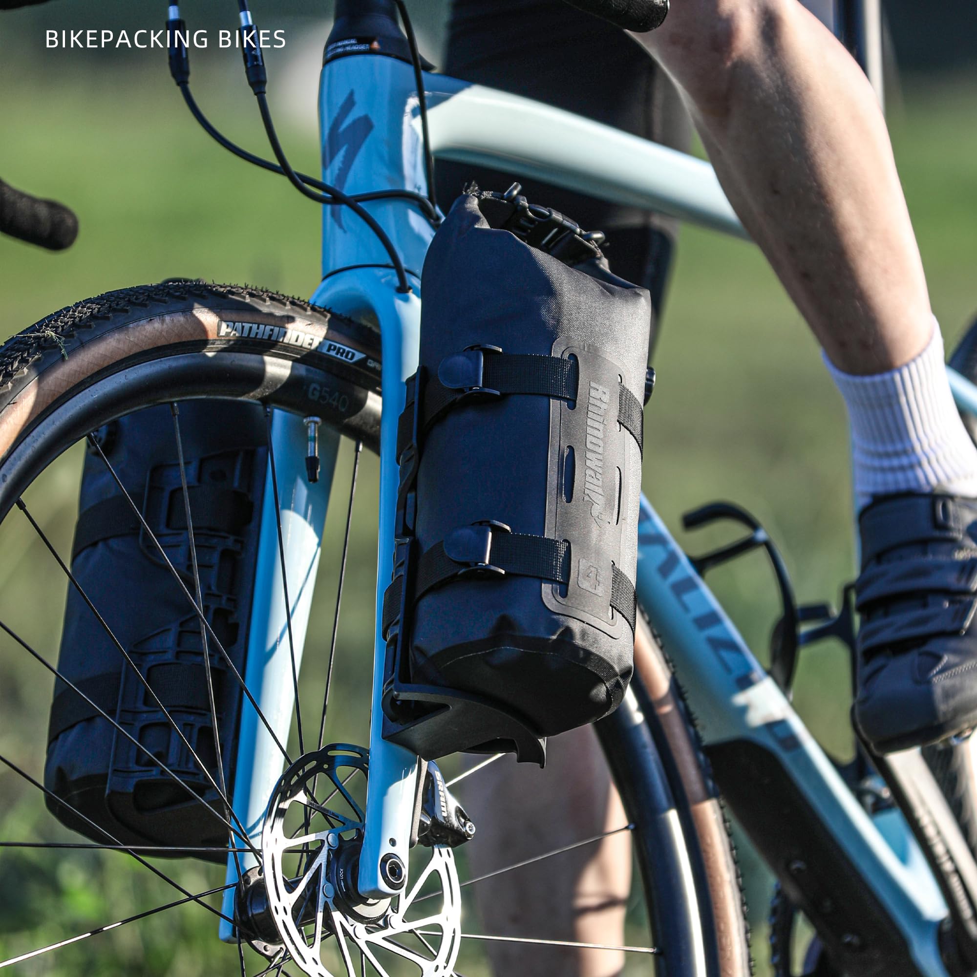 Rhinowalk Sacoche de fourche de vélo, 4 l, étanche, sacoche de roue avant, avec valve d'air, design réfléchissant, montage robuste pour VTT, vélo électrique et scooter électrique, noire