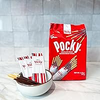 Vista 5 de Pocky Chocolate Family Size - 5 Bags (9 Individually Wrapped Pouches in Each)