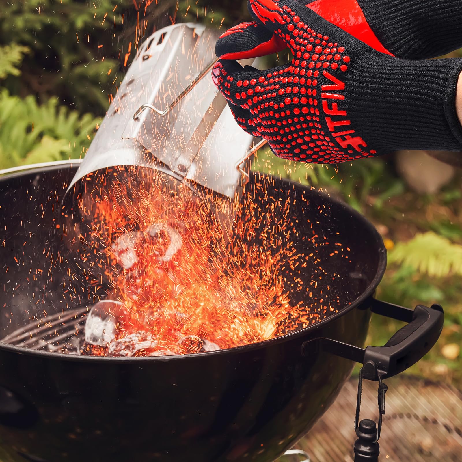 Guanti da barbecue resistenti al calore fino a 800 °C, in silicone, antiscivolo, adatti per grigliare, cuocere, cucinare e campeggio all'aperto (rosso)