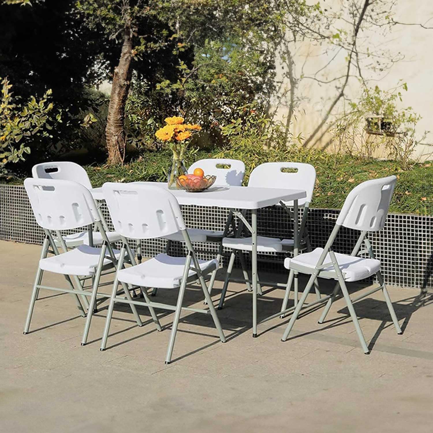 THINIA HOME Confezione da 2 tavolini pieghevoli portatili rettangolari bianchi 240 cm Tavolo multifunzione: campeggio, eventi in spazi esterni o interni | Tavolo resina gambe acciaio | 6-8 persone