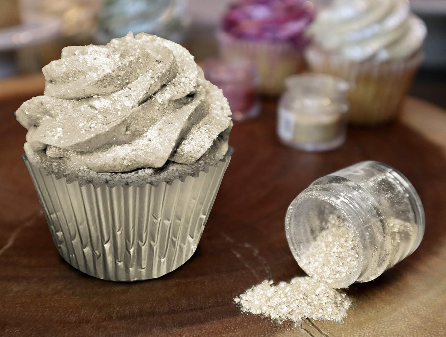 BAKELL 4 pc Elegant Gold & Rose Gold Edible Glitter Set, 5g Jars | Tinker Dust Edible Glitter | KOSHER Certified | 100% Edible Glitter | Cakes, Cupcakes, Cake Pops, Desserts & Desserts