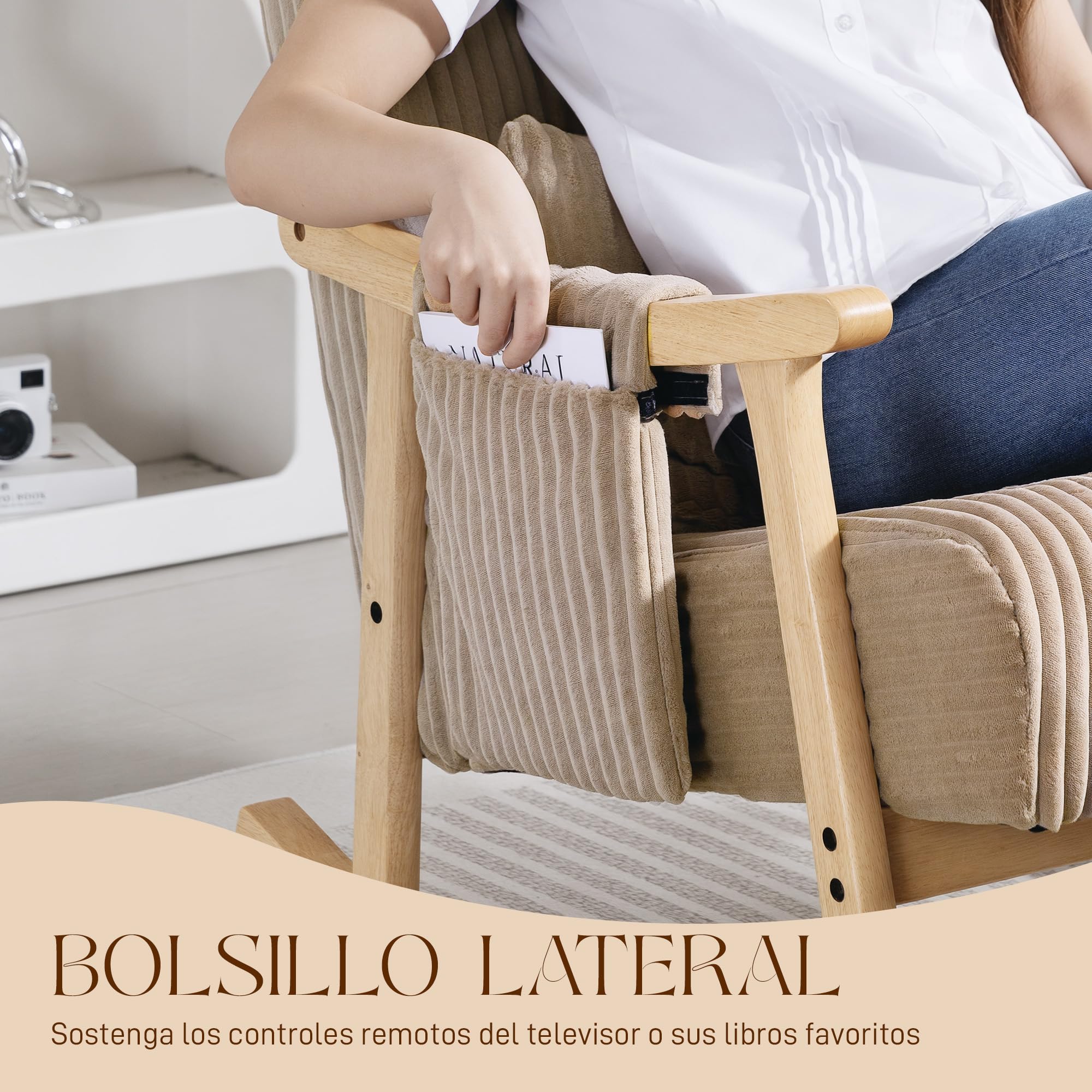 HOMCOM Silla Mecedora, Mecedora de Pana con Cojín Lumbar, Patas y Reposabrazos de Madera, Asiento Ancho, Bolsillo, Estilo Moderno, Sillón de Relax, Carga 120 kg, para Dormitorio, Salón, Marrón Claro