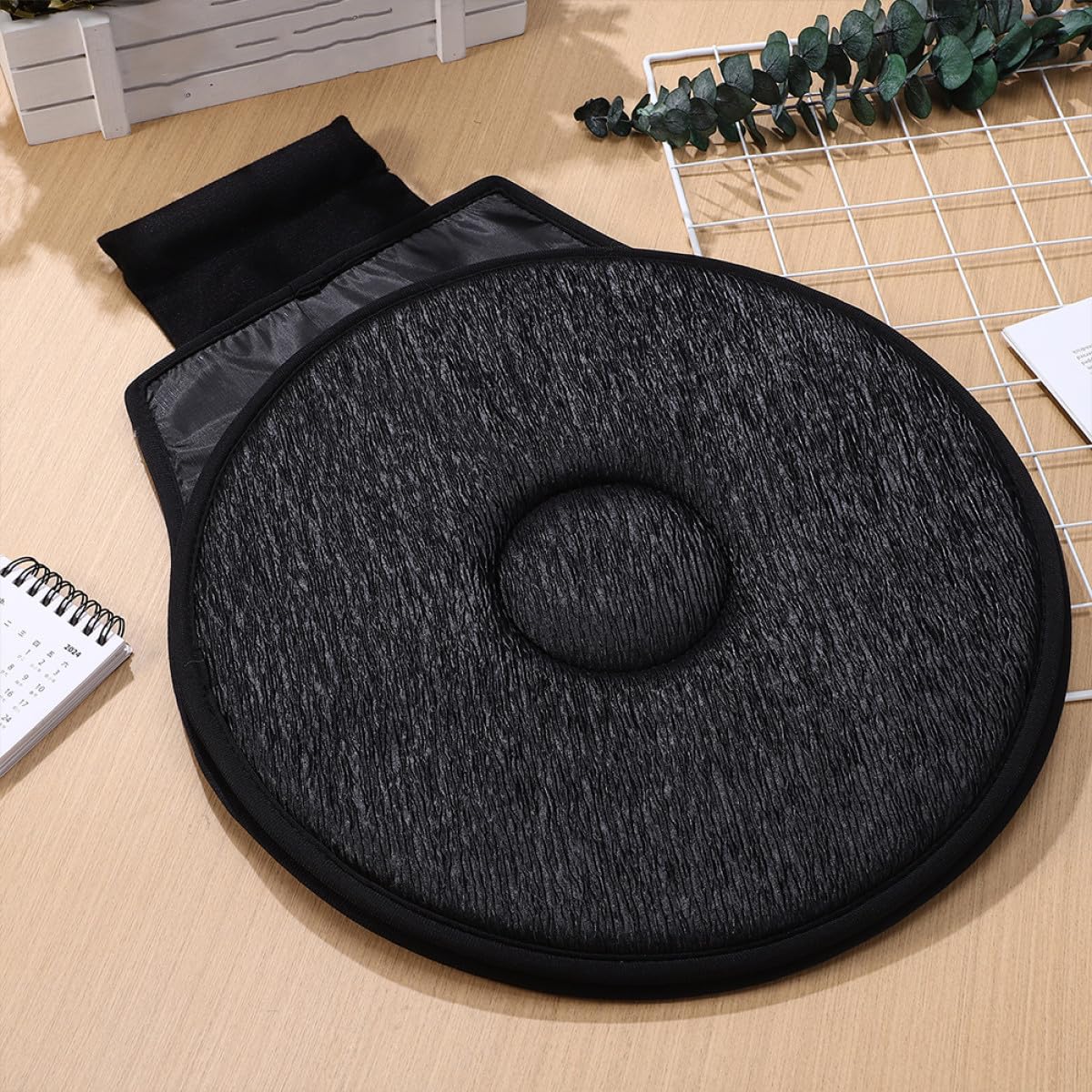 Drehbares Autositzkissen 360 Grad Rotierendes Sitzkissen 2 Stück aus Polyester und Eva mit Ergonomischem Komfort und Rutschfester Oberfläche für Autositz