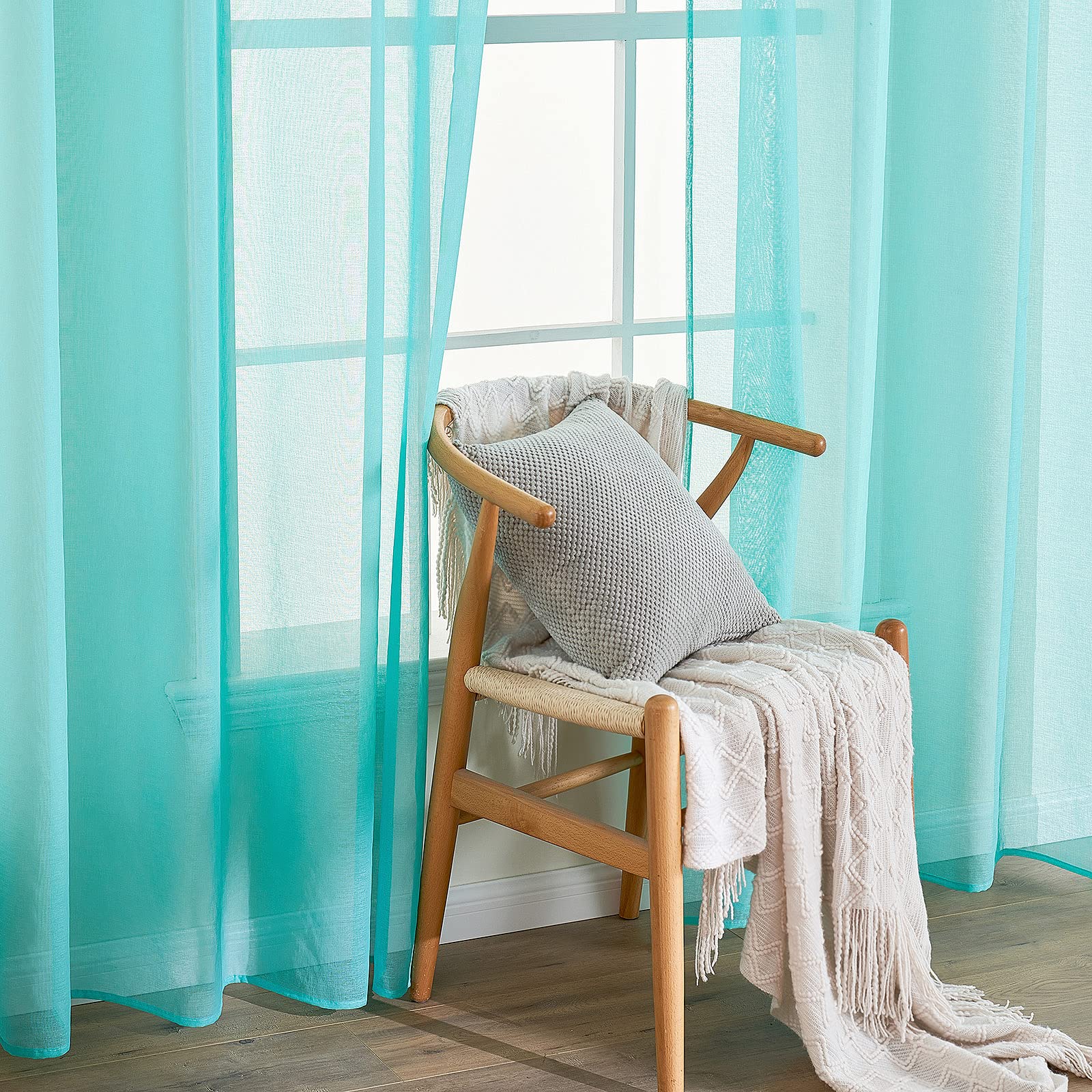 EMEMA Moderne voile gordijnen met ogen, set van 2, witte en lichtgroene strepen, 140 x 175 cm, voor woonkamer en slaapkamer, eenvoudig en elegant design EMEMA Moderne voile gordijnen met ogen, set van 2, witte en lichtgroene strepen, 140 x 175 cm, voor woonkamer en slaapkamer, eenvoudig en elegant design