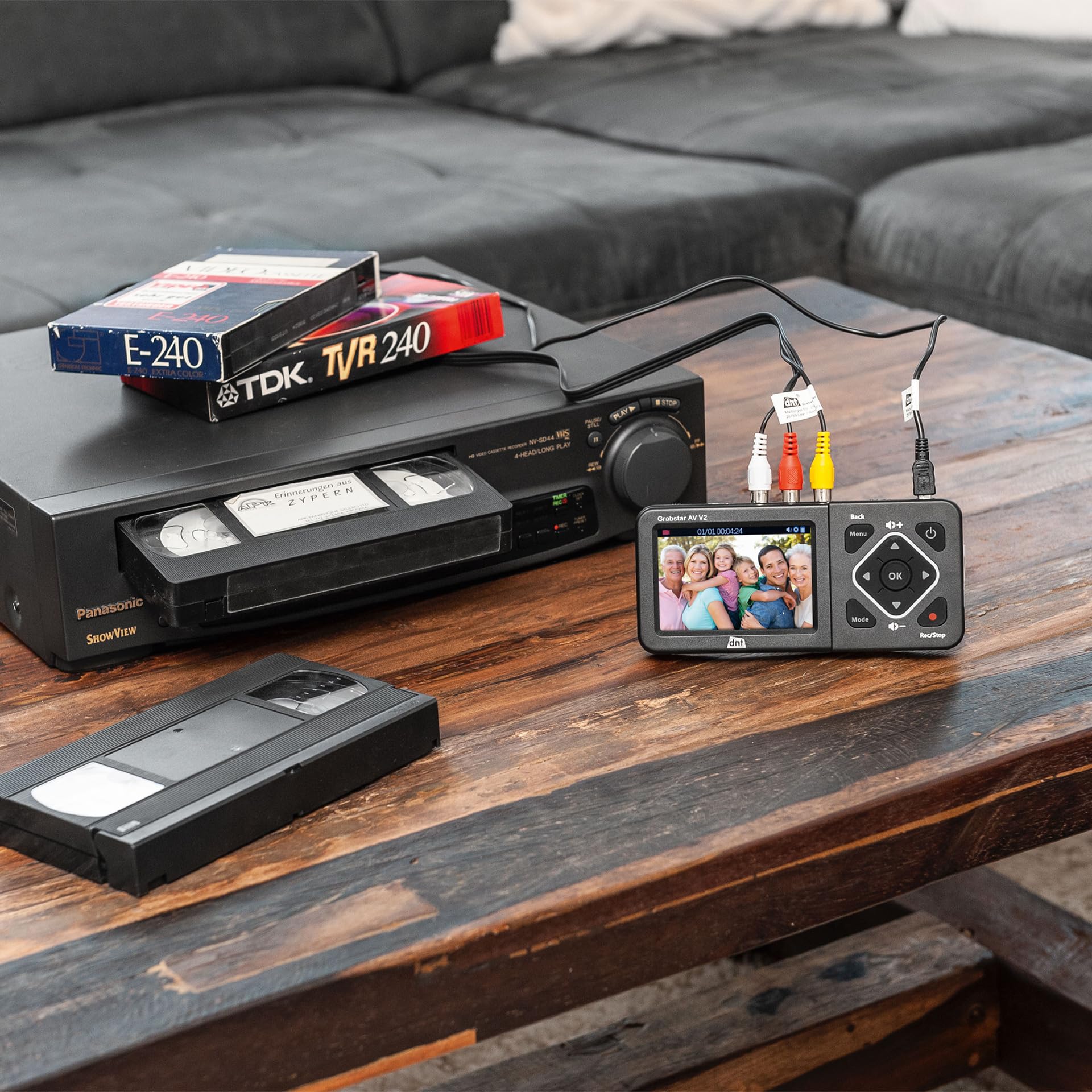 dnt Video-Digitalisierer Grabstar AV V2, HDMI, Windows, für analoge Video-Quellen, speichert auf USB/SD, Composite/S-Video, DNT000025