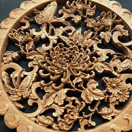 Amazon 参次元彫刻コレクション 全４０種 菊花舞蝶 透かし彫 直径26 5cm 厚さ1 5cm 円彫彫刻 楠彫刻 迫力満点 精密細工 美術 木彫 アンティーク インテリア雑貨 風水 縁起物 仏像 木彫 仏像 オンライン通販