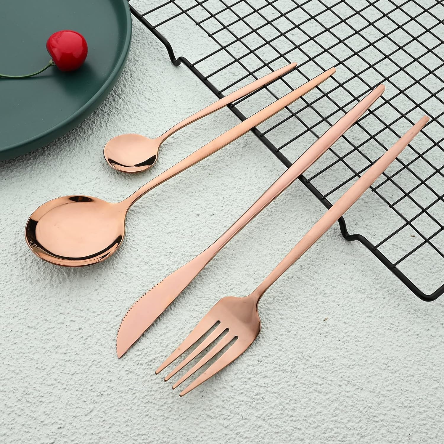 24pcs Silverware Flatware Sets, Mirrored Stainless Steel Cutlery Set, Spoons Forks Knives, Modern Design,service for 6 - Rose Gold