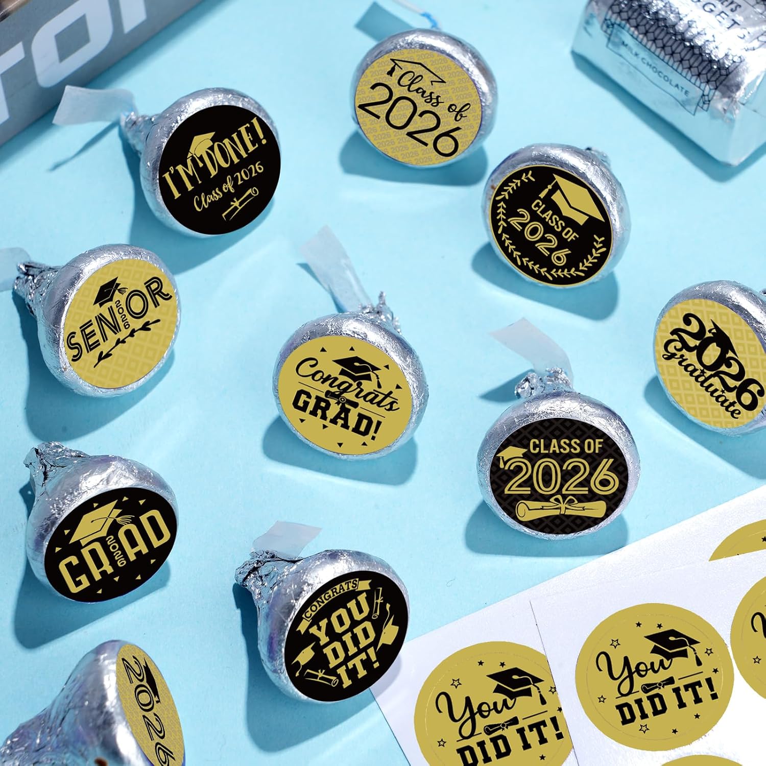 576Pcs Class of 2026 Graduation Stickers,Congrats Party Favors Chocolate Sticker Candy Labels for 2026 Senior High School College Graduation Supplies and Decorations (Black and Glod)