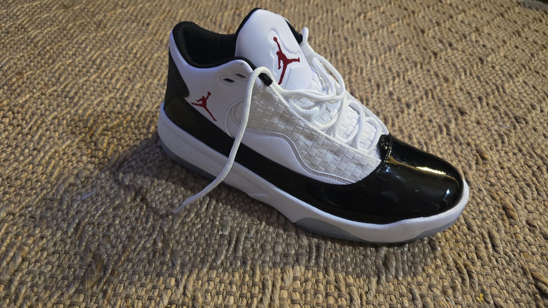 air jordan max aura 2 review