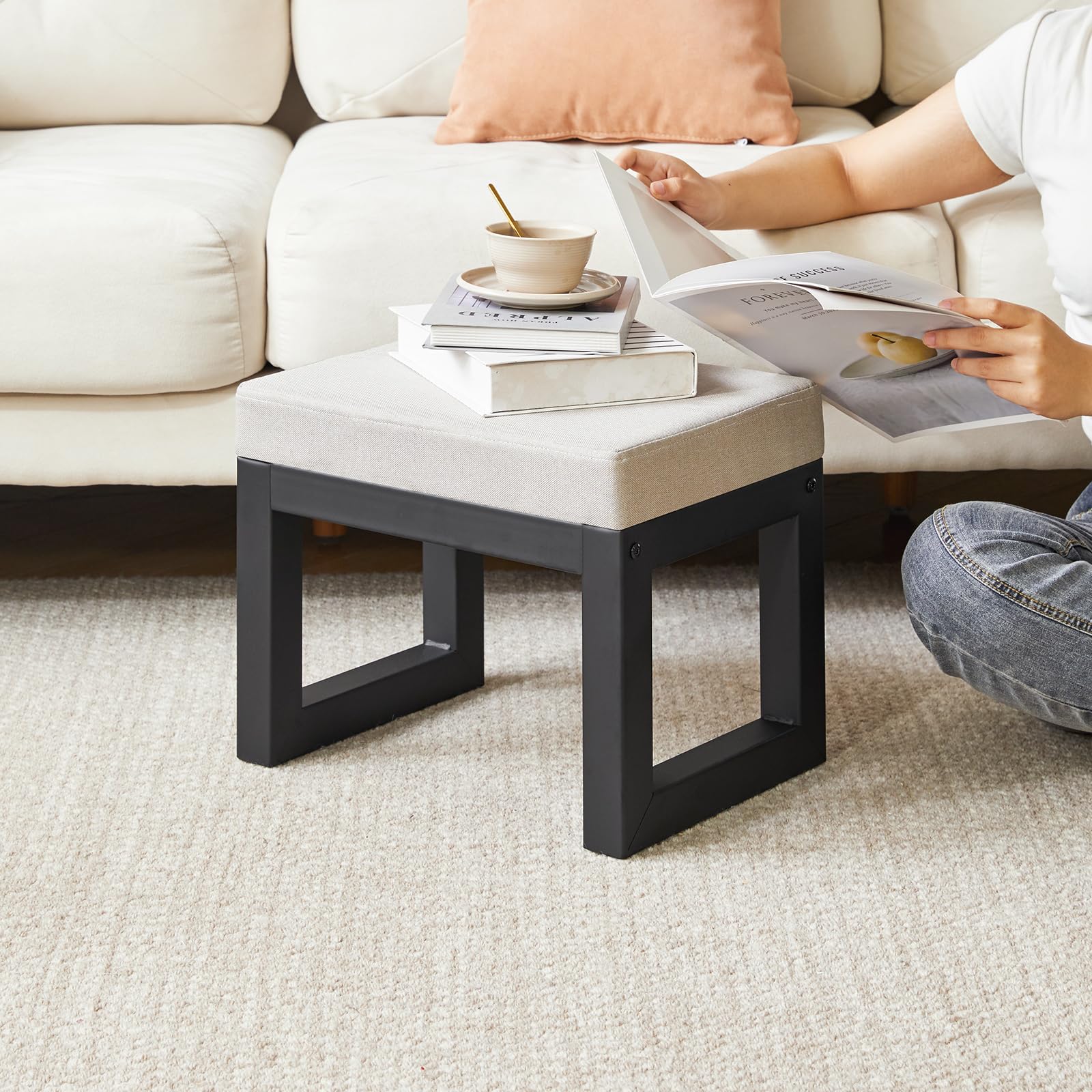 IBUYKE 16” Pequeño Reposapiés Otomana, Lino Rectangular Reposapiés Taburete con Asiento Acolchado y Patas de Metal, Otomana Moderna Reposapiés para Sala de Estar Dormitorio Sillón, Gris WBD001G