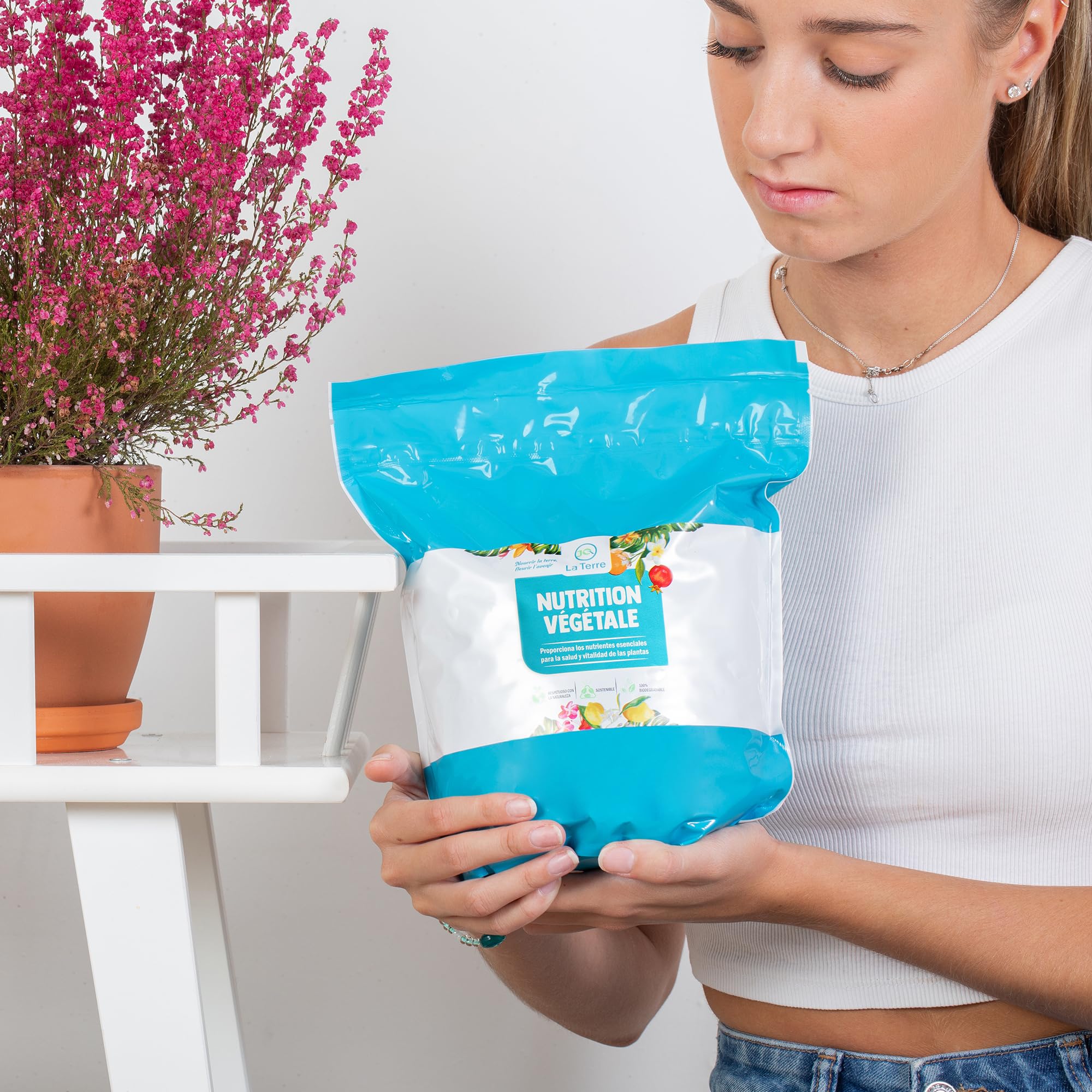 BICARBONATO DE POTASIO DE 1 KG PARA PLANTAS CON CUCHARA DOSIFICADORA Y CIERRE ZIP, abono de potasio, fungicida natural para plantas, regula el PH del suelo